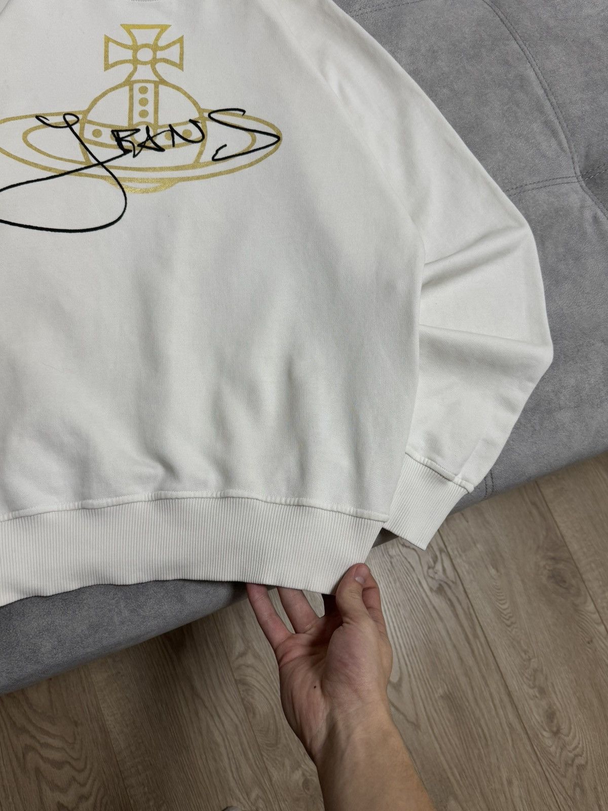 Vintage Vintage Vivienne Westwood anglomania white gold sweatshirt Size US L / EU 52-54 / 3 - 6 Thumbnail