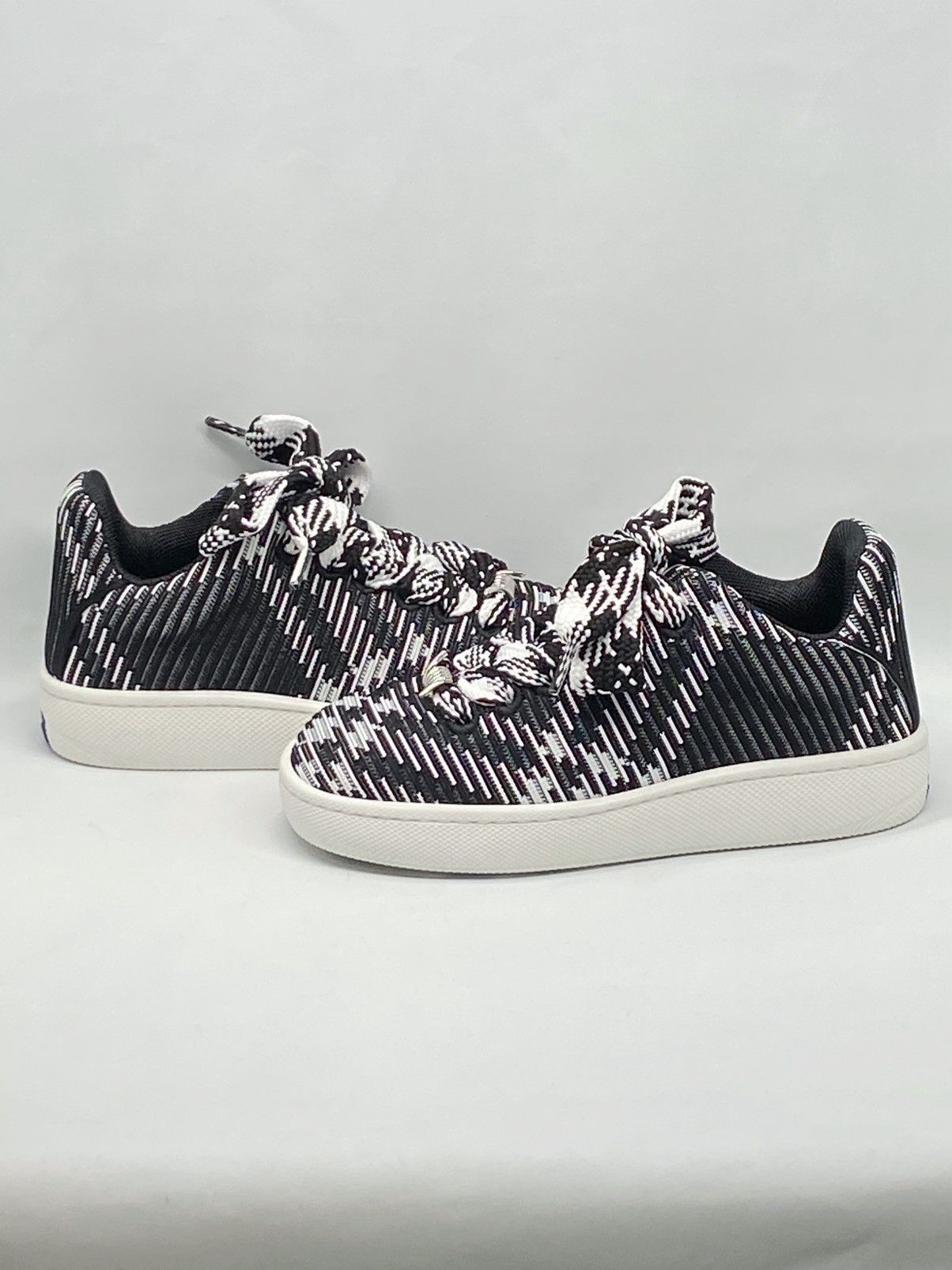 Burberry Burberry Black & White Check Knit Box Sneakers size 37 Size US 7 / IT 37 - 12 Thumbnail