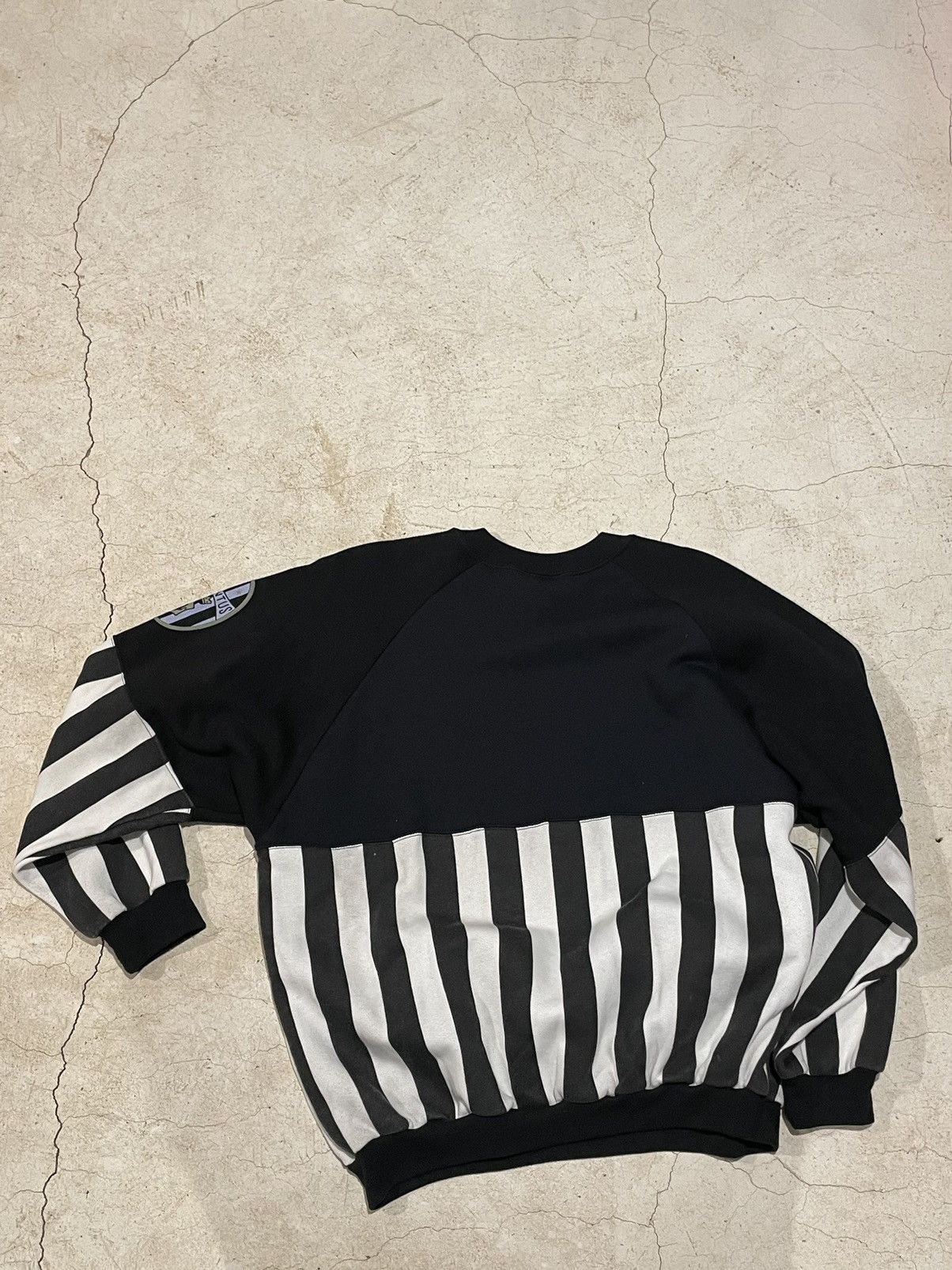 Vintage Vintage Soccer Jersey Juventus Sweater Size US L / EU 52-54 / 3 - 4 Thumbnail