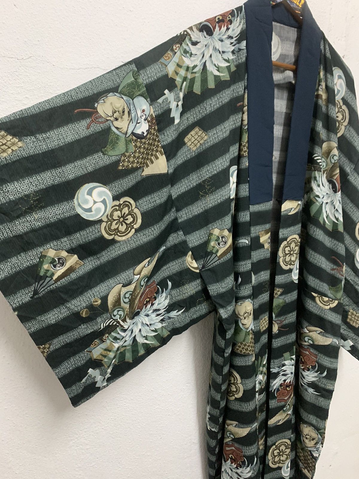 Vintage Vintage Japanese Traditional Folklore Motif Kimono Size US XL / EU 56 / 4 - 3 Thumbnail