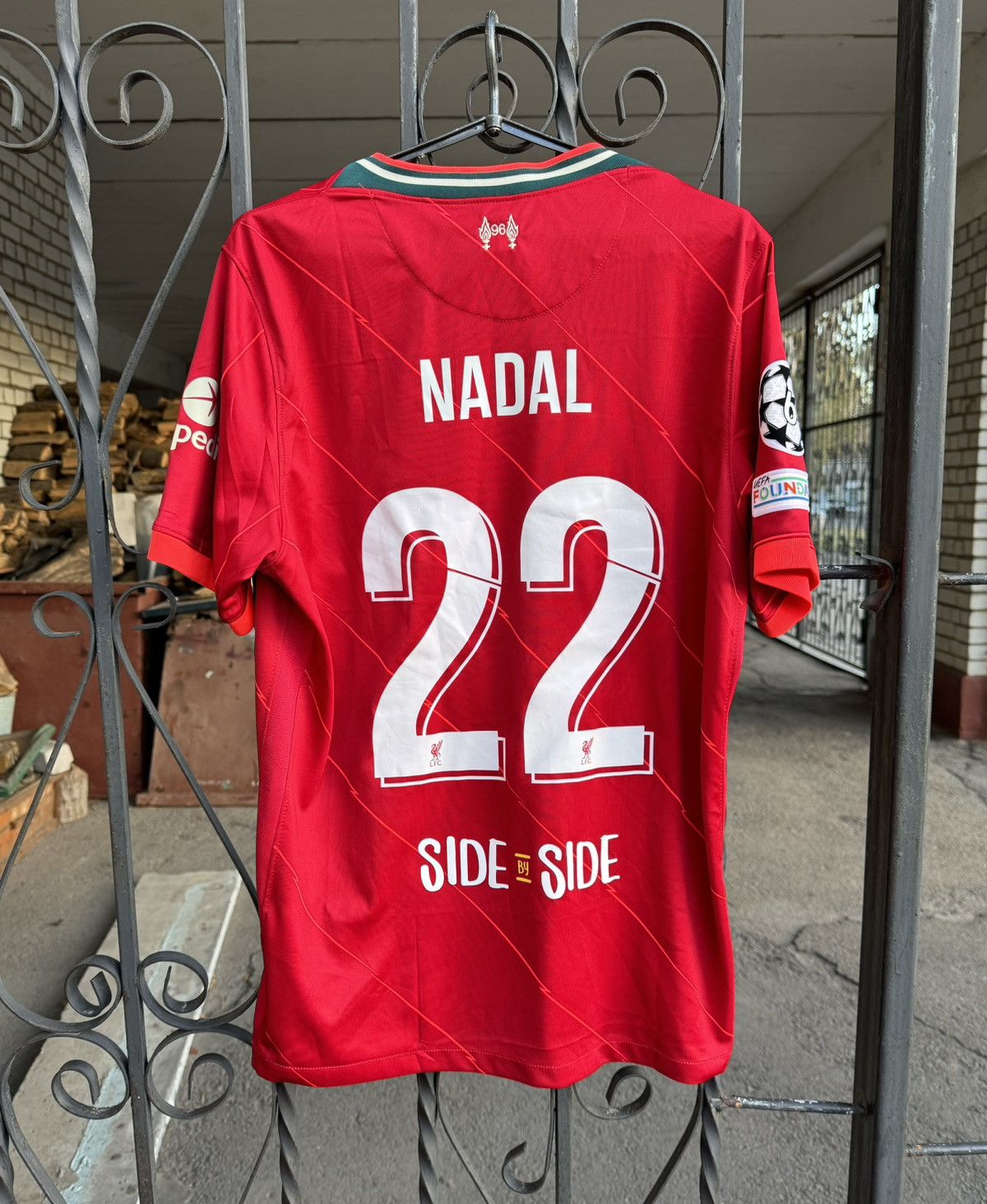 Nike Nike Liverpool 2021 Home Jersey Champions League Shirt Size US L / EU 52-54 / 3 - 2 Thumbnail