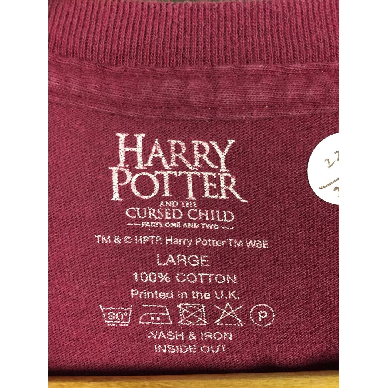 Vintage Harry Potter And The Cursed Child Hogwarts School Logo Tee Size US L / EU 52-54 / 3 - 8 Thumbnail