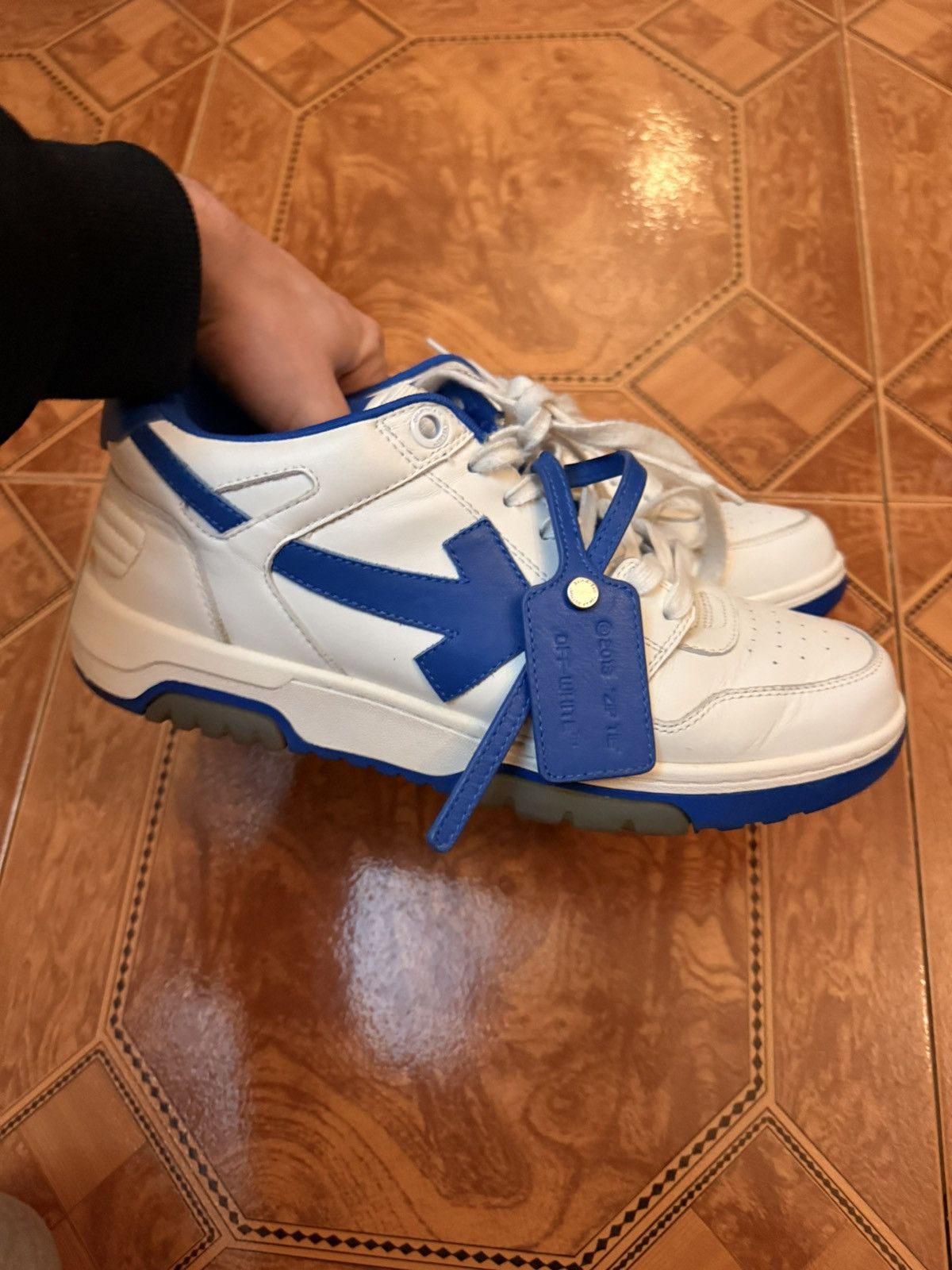 Off-White Off White Out Of Office Size US 9.5 / EU 42-43 - 2 Thumbnail