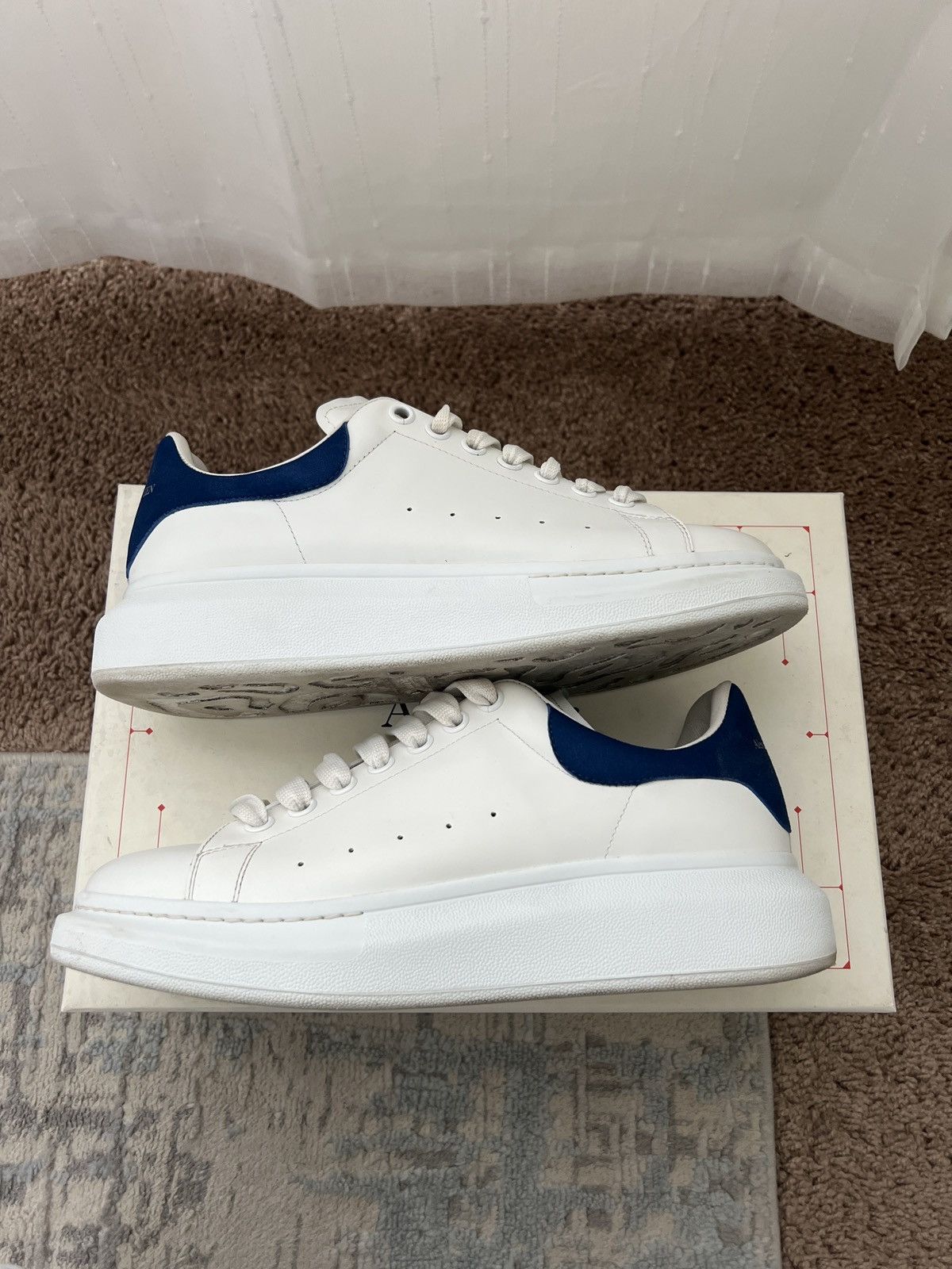 Alexander McQueen Alexander McQueen Oversized Sneaker