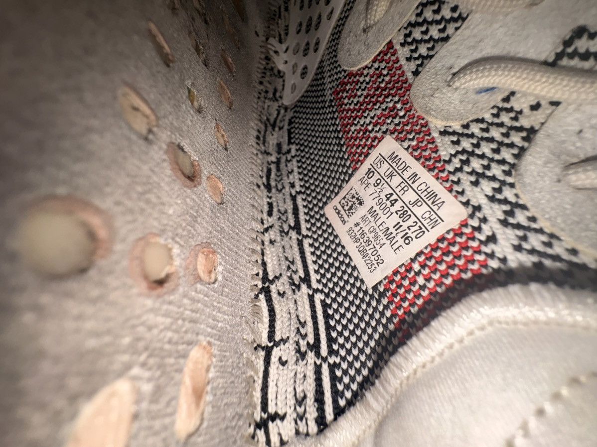 Yeezy Yeezy zebra 350 Size US 10 / EU 43 - 7 Thumbnail