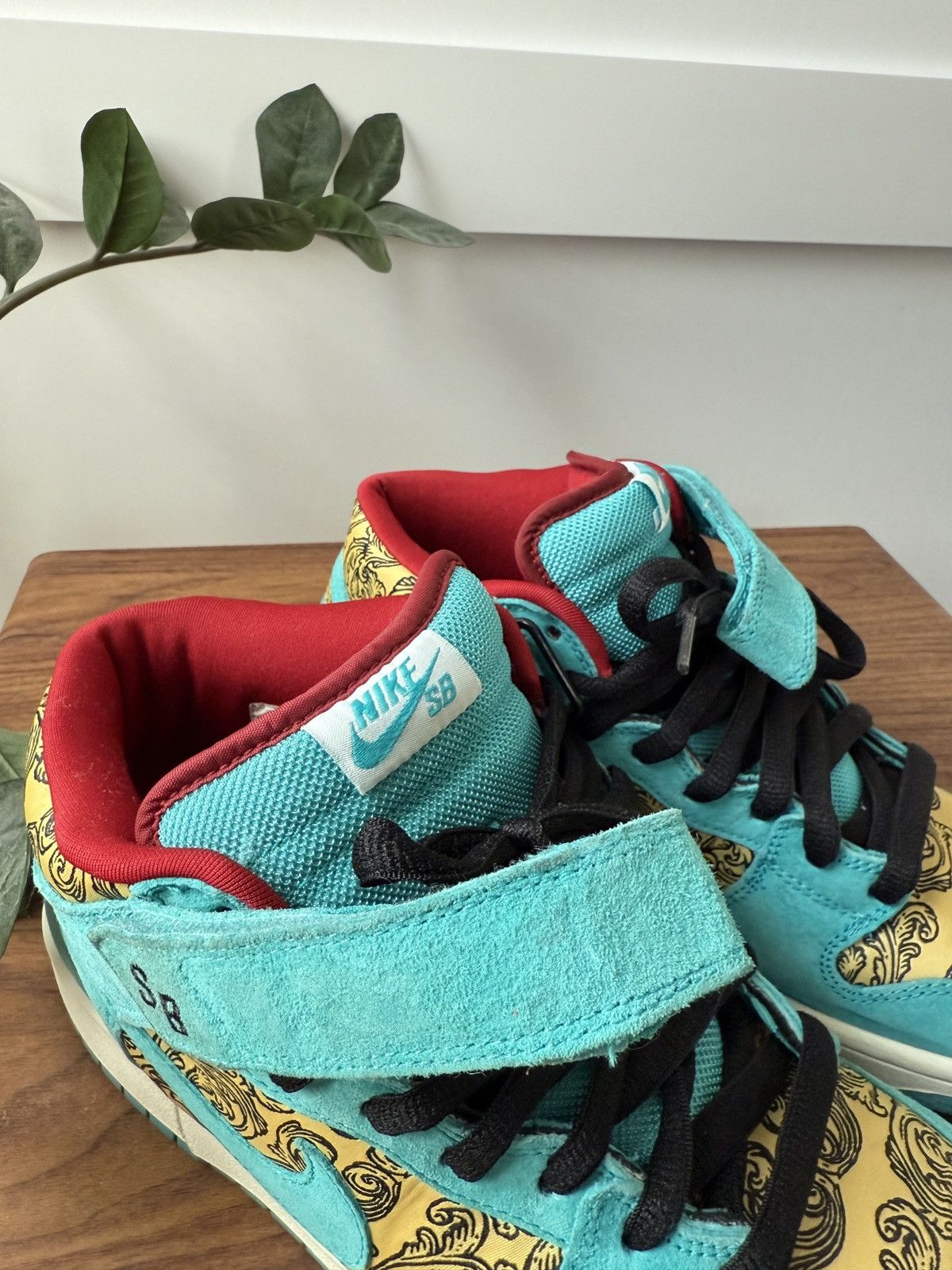 Nike SB Nike SB Dunk Mid Peacock Size US 9.5 / EU 42-43 - 9 Thumbnail