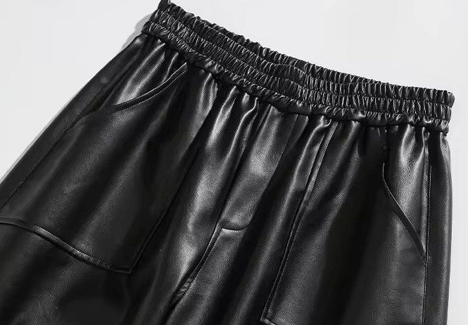 Japanese Brand × Vintage Multi-Pockets Black PU Leather Pants Size US 31 - 7 Thumbnail
