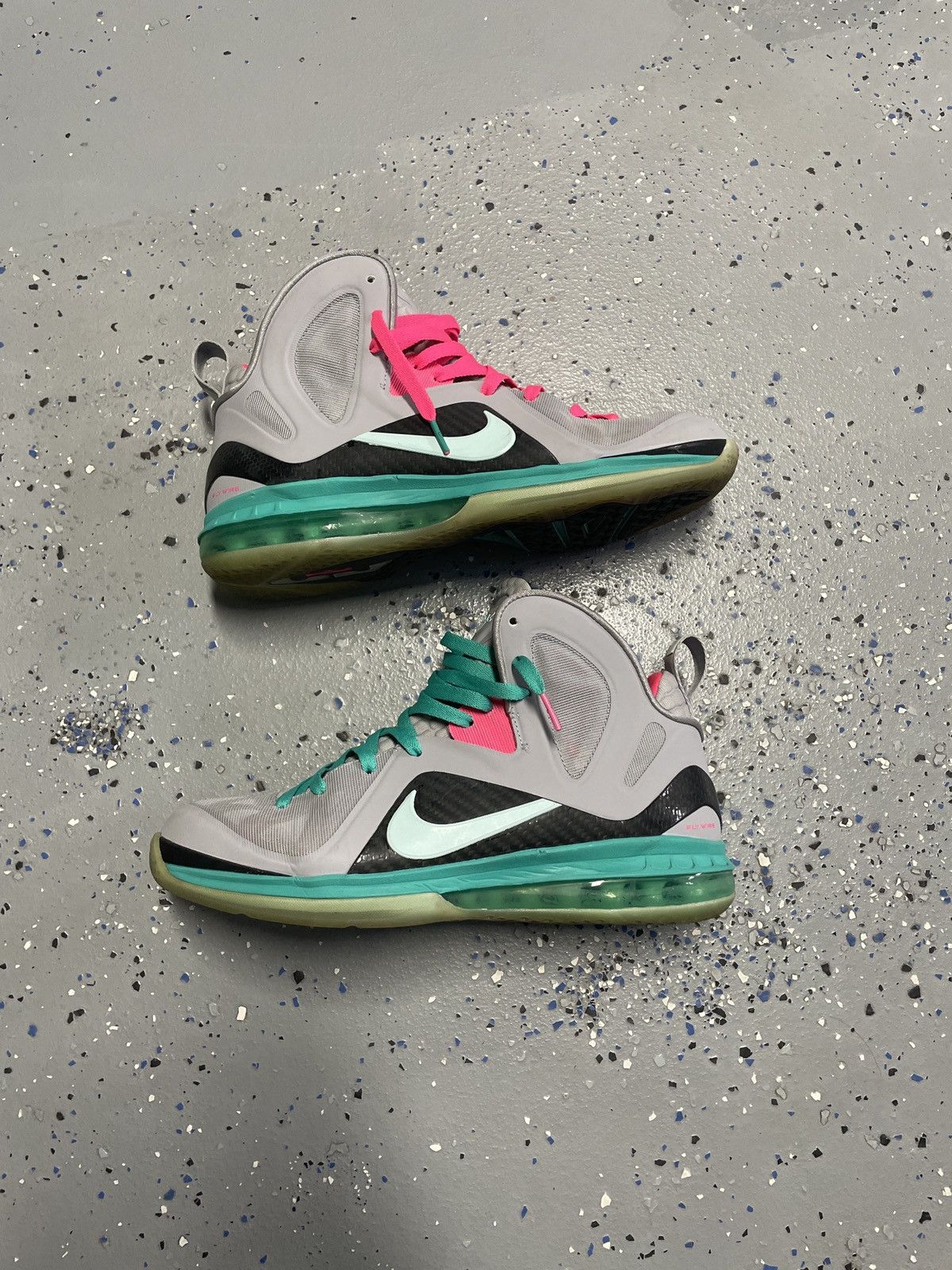 Nike 2012 Nike Lebron 9 Elite South Beach Size US 10.5 / EU 43-44 - 1 Thumbnail