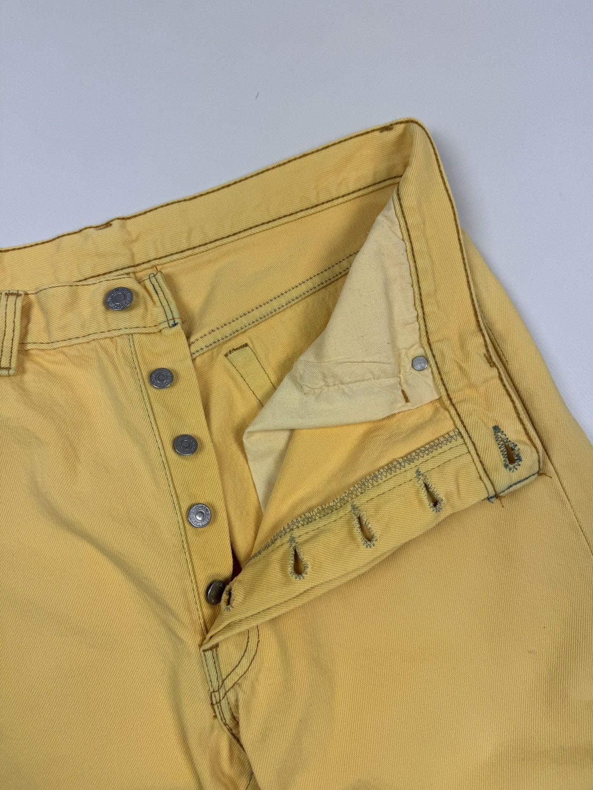 Levi's 1990’s Distressed Levi’s 501xx Yellow Denim Jeans Pants Size US 36 / EU 52 - 13 Thumbnail