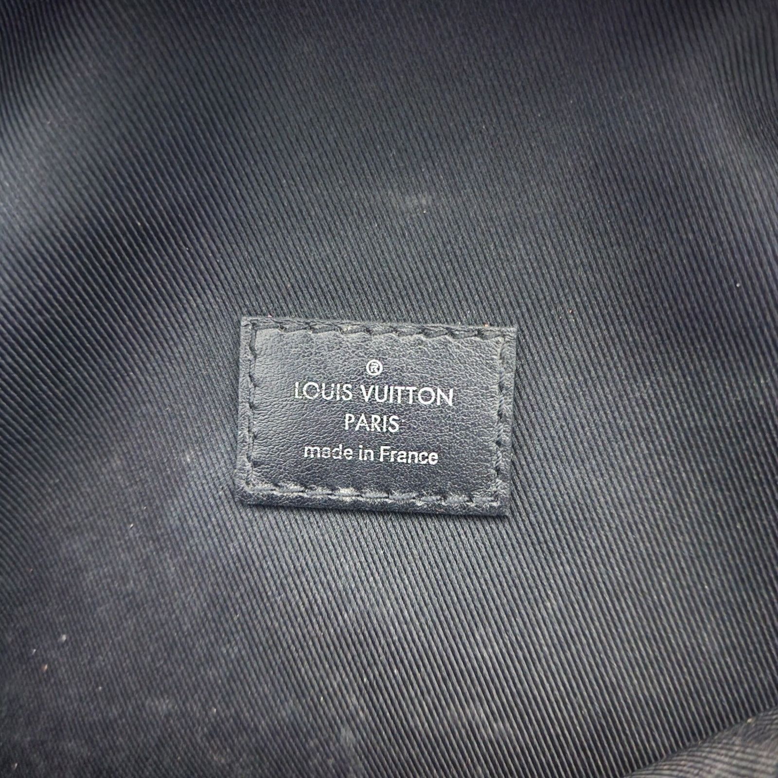 Louis Vuitton Louis Vuitton Damier Graphite Campus Bumbag Black Size ONE SIZE - 9 Thumbnail