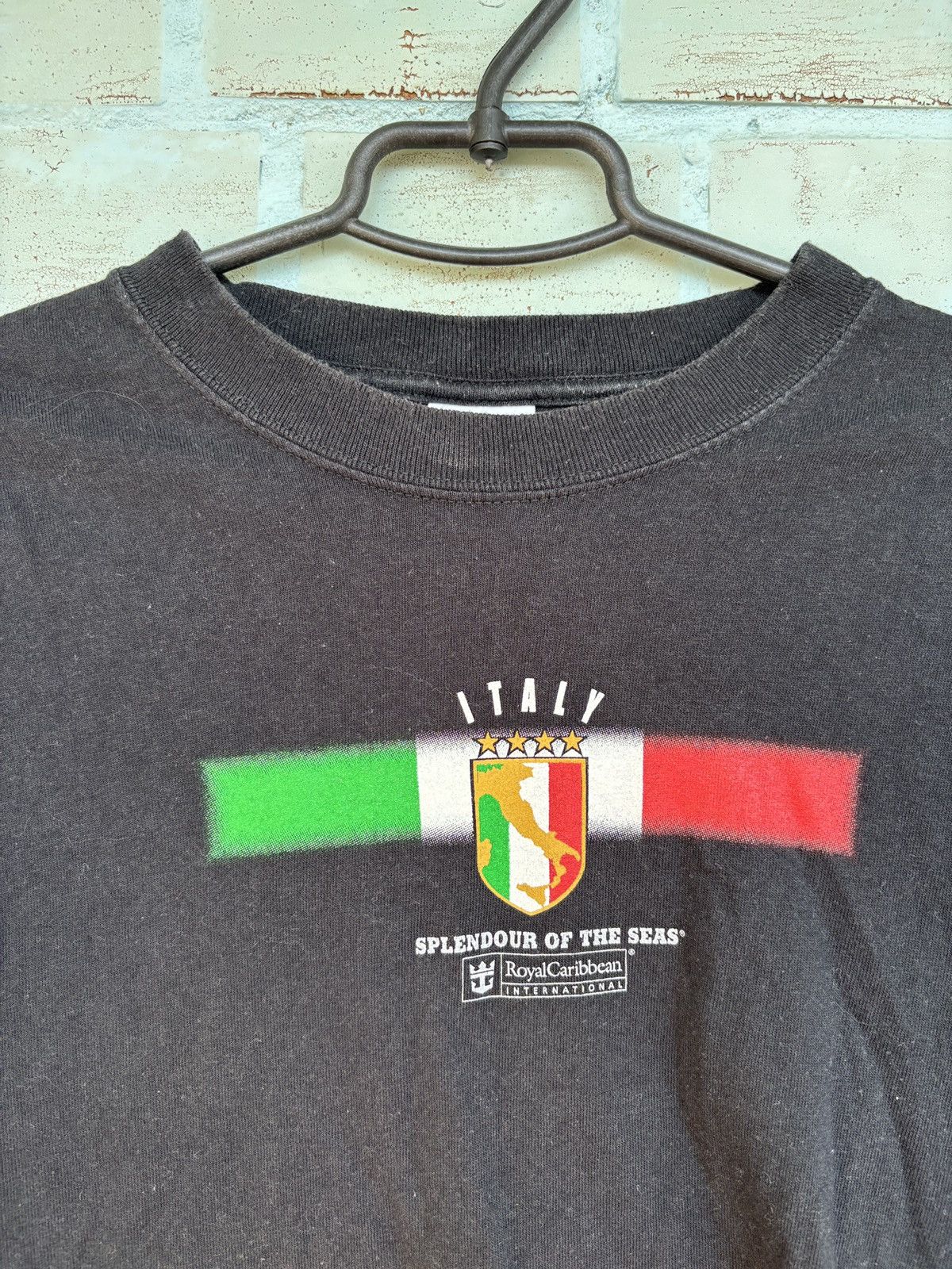 Vintage Italy vintage anvil t-shirt 90s country Size US M / EU 48-50 / 2 - 2 Thumbnail