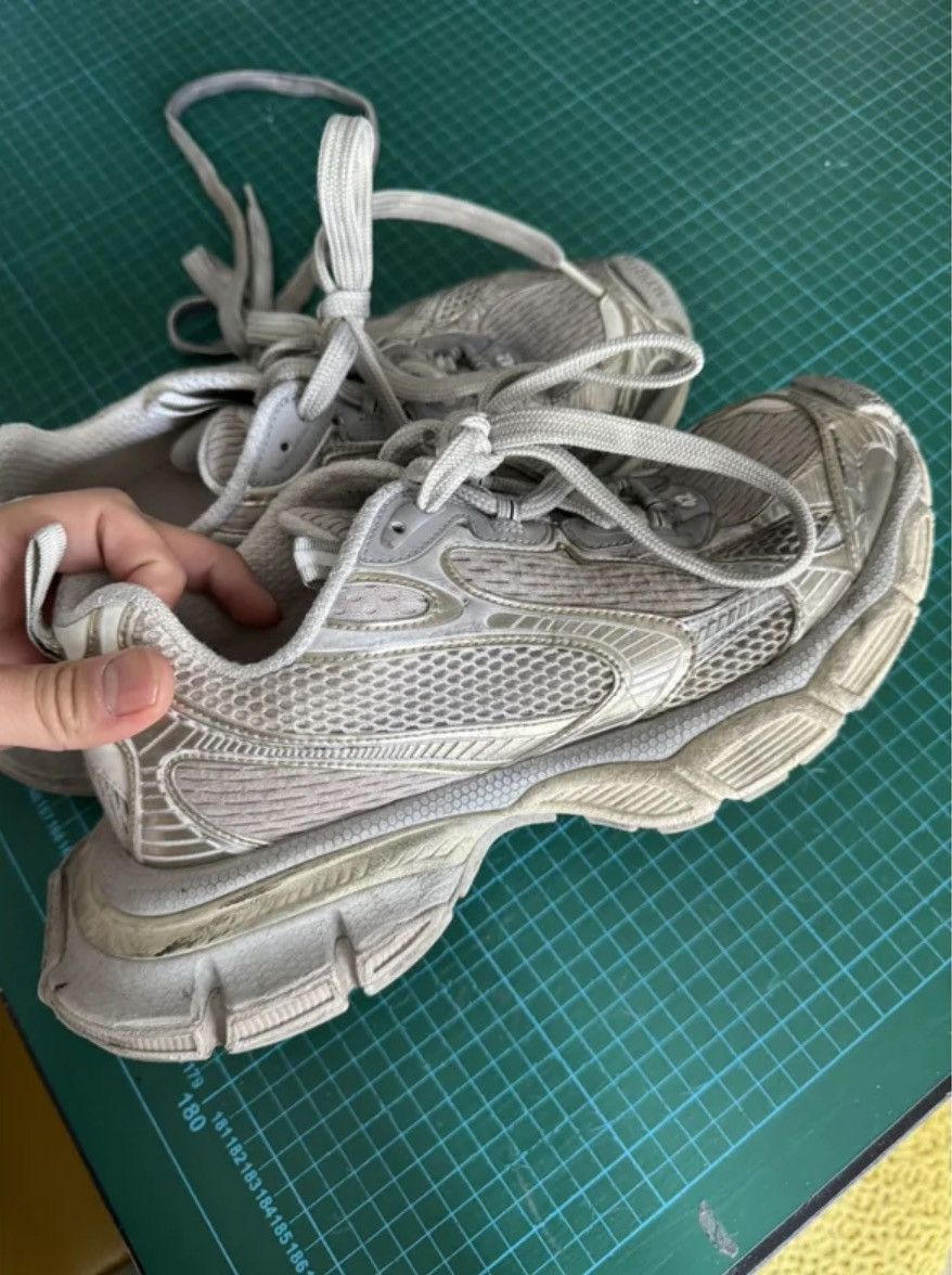Balenciaga Balenciaga 3XL Low Trainers Size US 9.5 / EU 42-43 - 2 Thumbnail