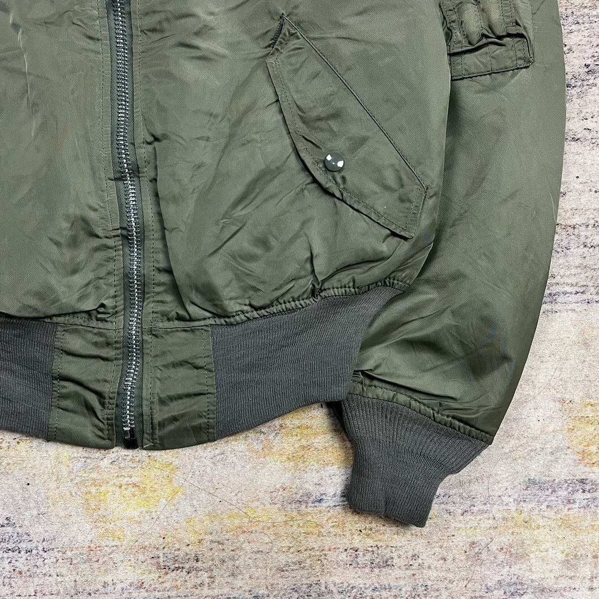 Alpha Industries × Kanye West × Vintage Vintage 90s Alpha industries Ma-1 bomber jacket Size US M / EU 48-50 / 2 - 3 Thumbnail