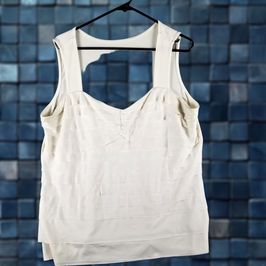Vintage Lane Bryant Blouse Shirt Woman 14/16 Ivory Knit Sleeveless V-Neck Ruffle Solid Size Woman 14/16 Vintage: No Size XL / US 12-14 / IT 48-50 - 1 Thumbnail