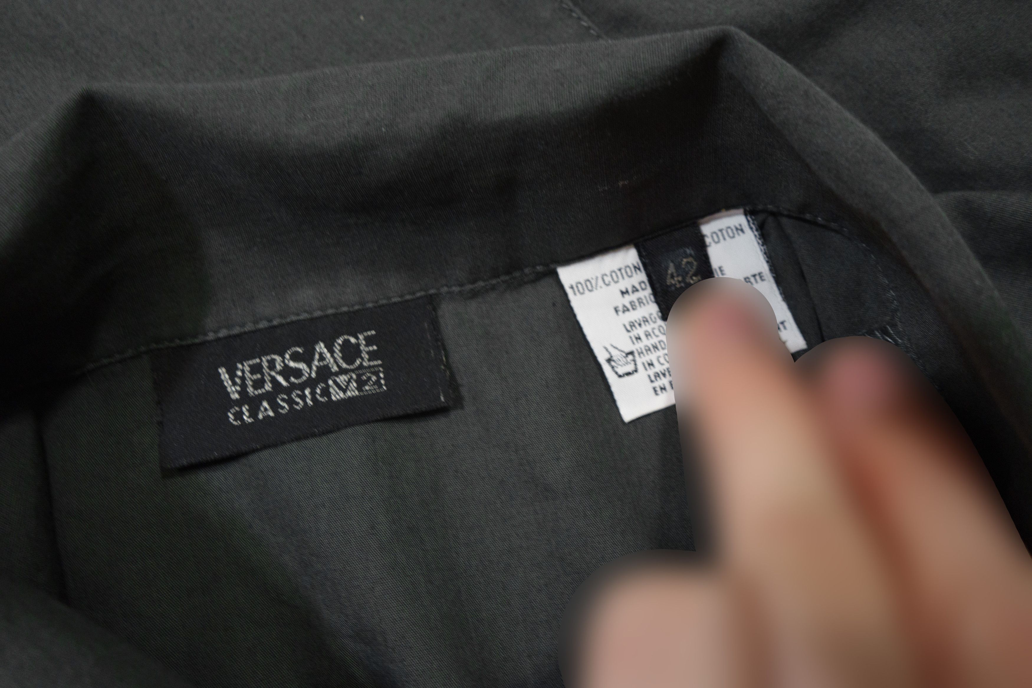 Versace Classic V2 Logo Shirt 90s Vintage Made in Italy Size US XL / EU 56 / 4 - 8 Thumbnail