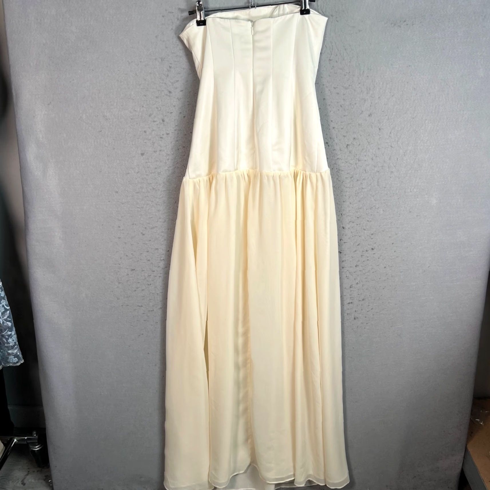 Vintage WeWoreWhat Dress Maxi Strapless Cream Womens Size 2 Elegant Design Size XS / US 0-2 / IT 36-38 - 2 Thumbnail