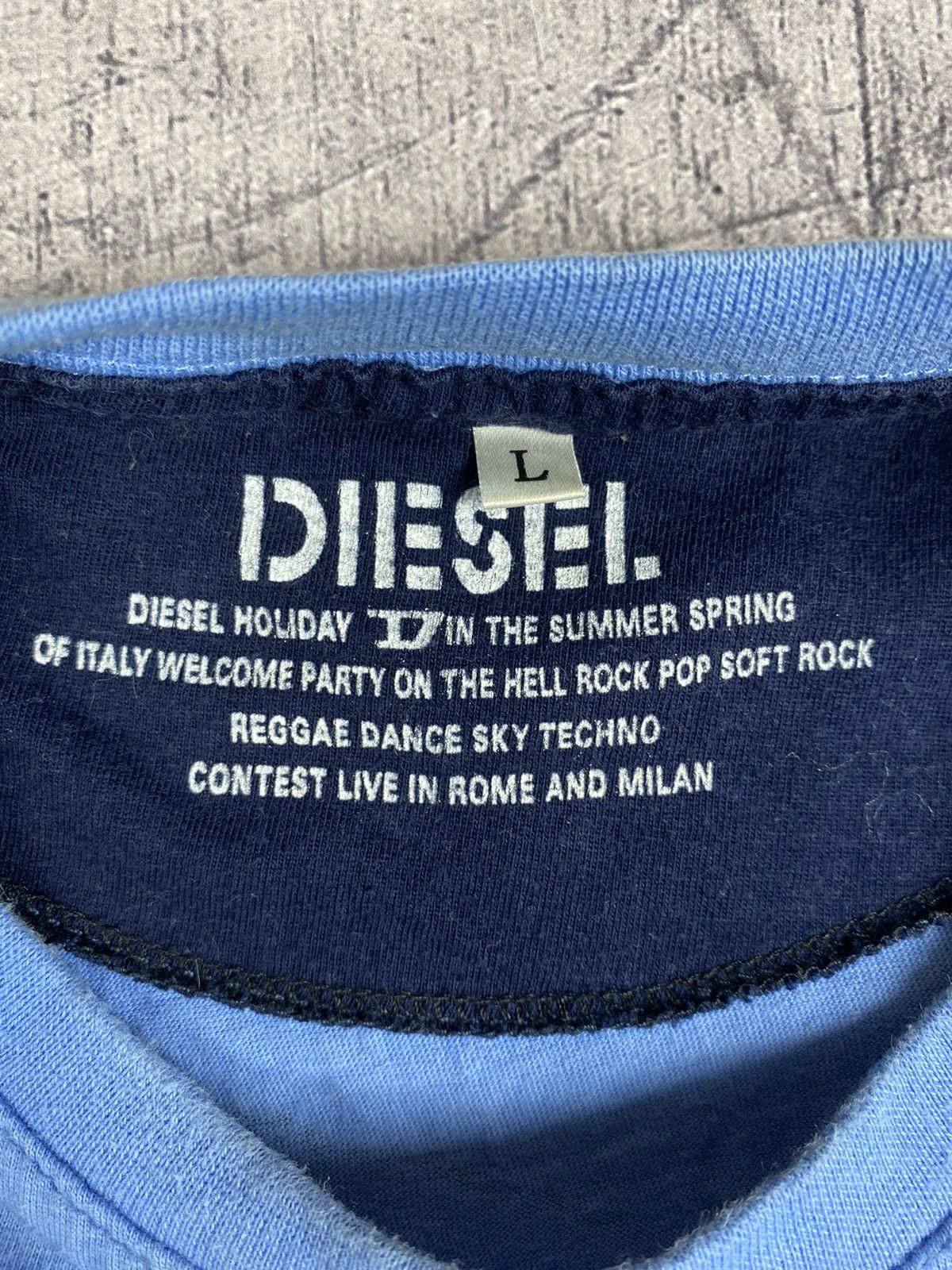 Diesel Y2K Vintage Diesel Tee Shirt Archive Hype Size L Size US L / EU 52-54 / 3 - 13 Thumbnail