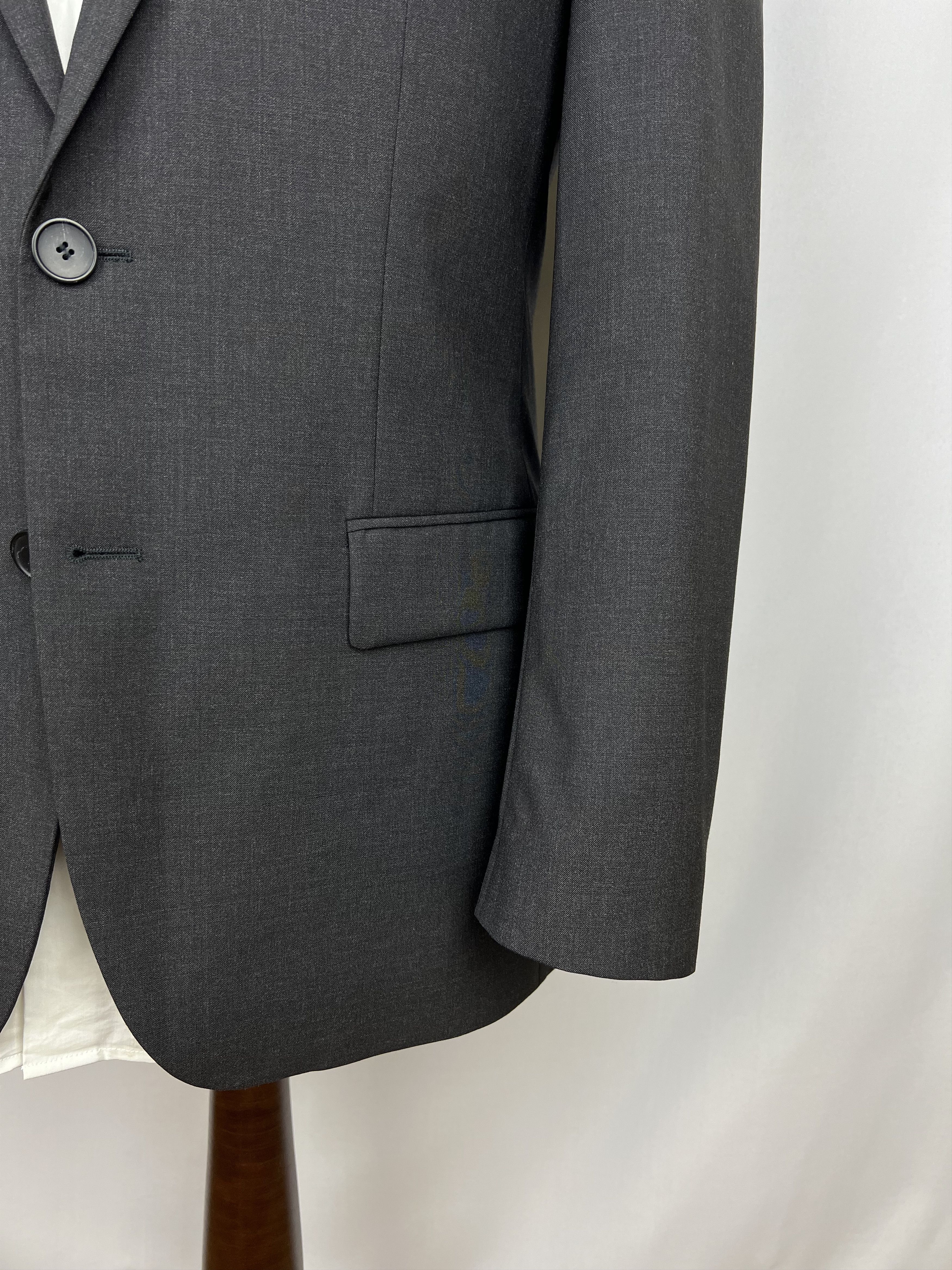 Hugo Boss Mint! Solid Gray Wool 2 Piece Modern Suit Size 36R - 7 Thumbnail