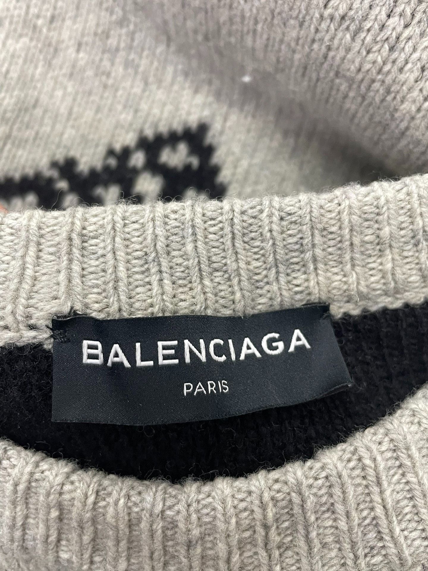 Balenciaga Balenciaga grey monogrammed big logo sweater 2501-Nextarrow Size US M / EU 48-50 / 2 - 4 Thumbnail