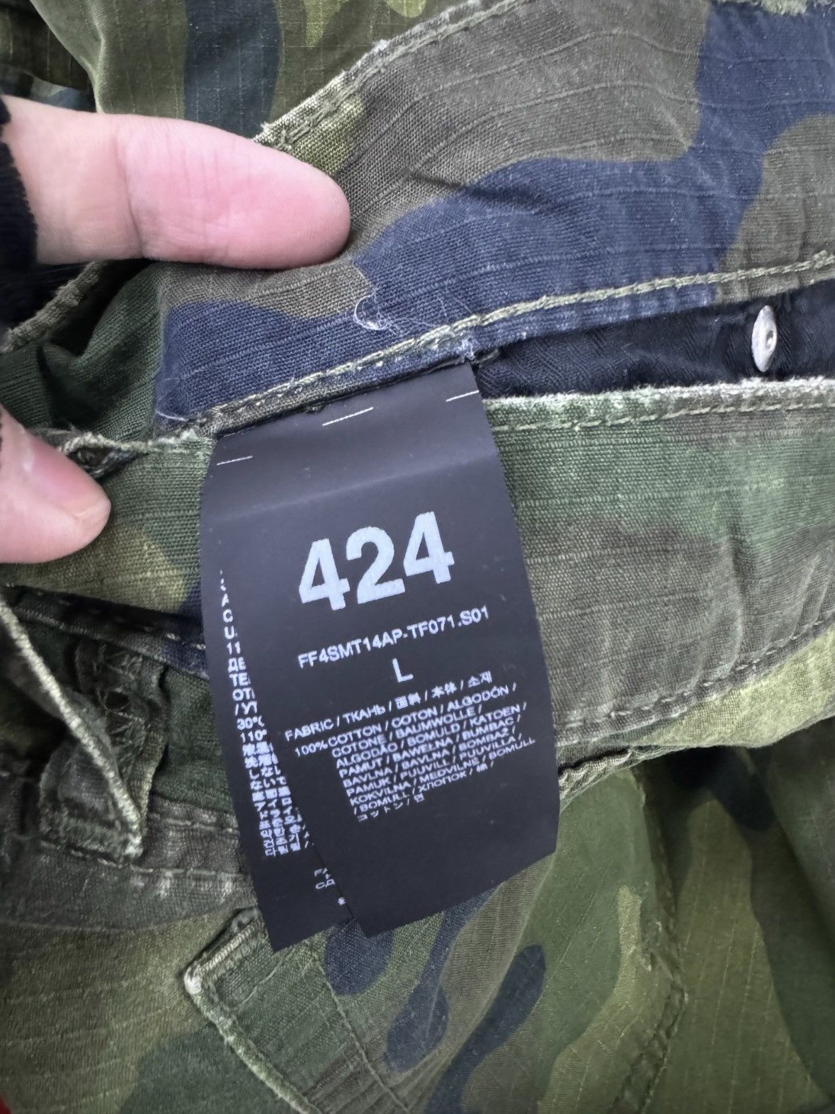 424 424 camo pants Size US 31 - 6 Thumbnail