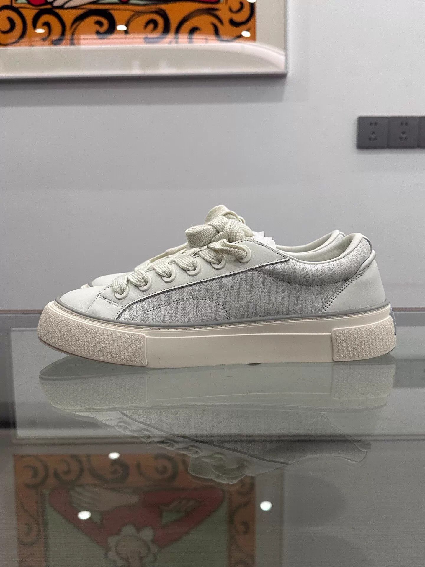 Dior Dior Jdub B33 Oblique Logo Men's White Sneaker 44 Size US 11 / EU 44 - 4 Thumbnail