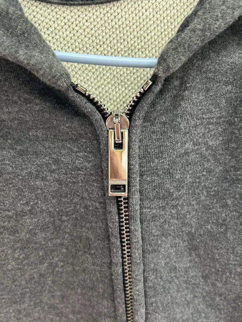 Valentino Valentino Butterfly embroidered sweatshirt Size M / US 6-8 / IT 42-44 - 6 Thumbnail