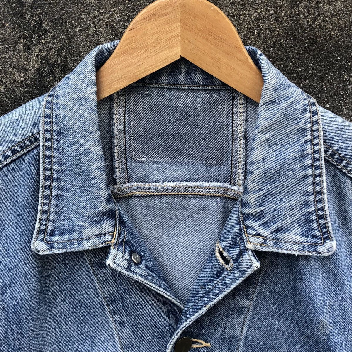 Vintage Vintage 80s / 90s Trucker Denim Jacket Size US M / EU 48-50 / 2 - 20 Thumbnail