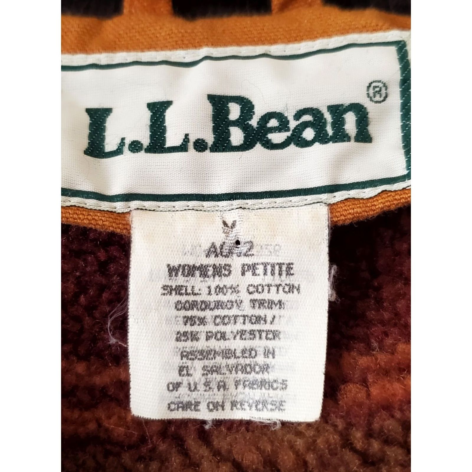 Vintage VINTAGE L.L. Bean Long Canvas Barn Chore Field Coat Rust Aztec Fleece Liner AQ42 Women’s Petite M Sized Coat Size M / US 6-8 / IT 42-44 - 5 Thumbnail
