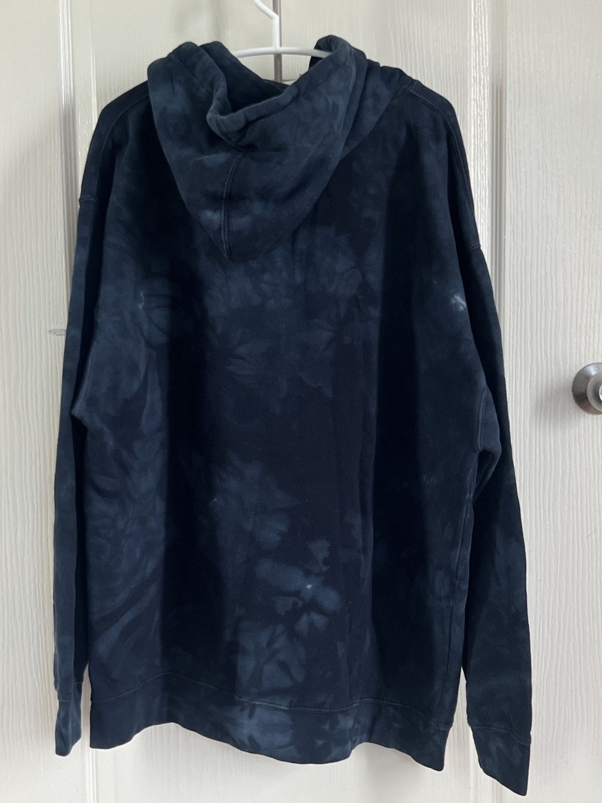 The Mountain THE MOUNTAIN HOODIE 2009 GREAT WHITE SHARK RARE Size US XL / EU 56 / 4 - 7 Thumbnail
