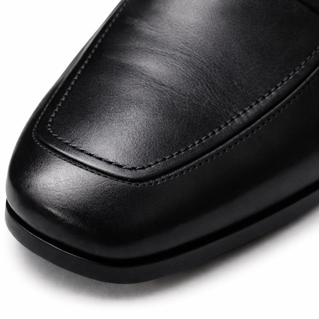 Prada PRADA Black Triangle Logo Leather Loafers EU 42 Size US 9 / EU 42 - 9 Thumbnail
