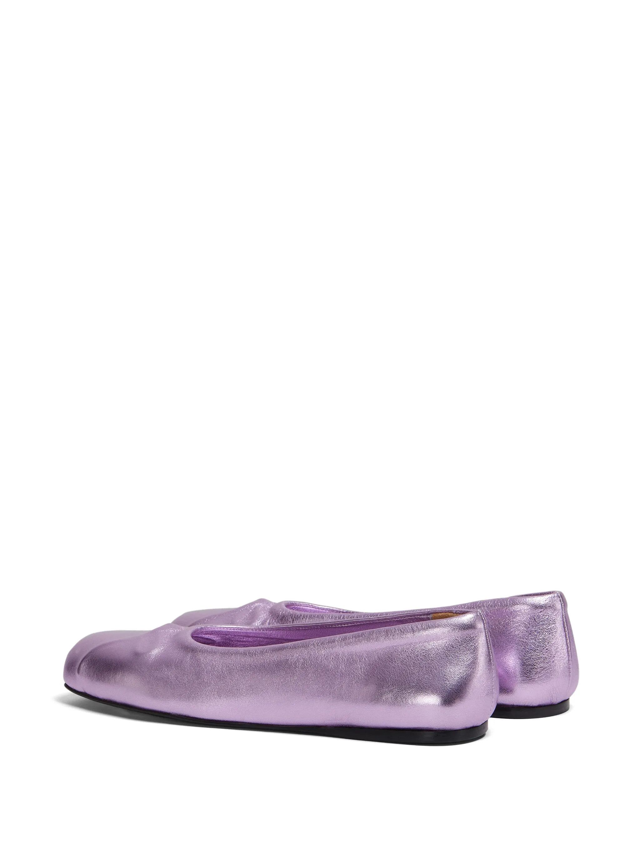 o1w1db10925 Flats in Purple