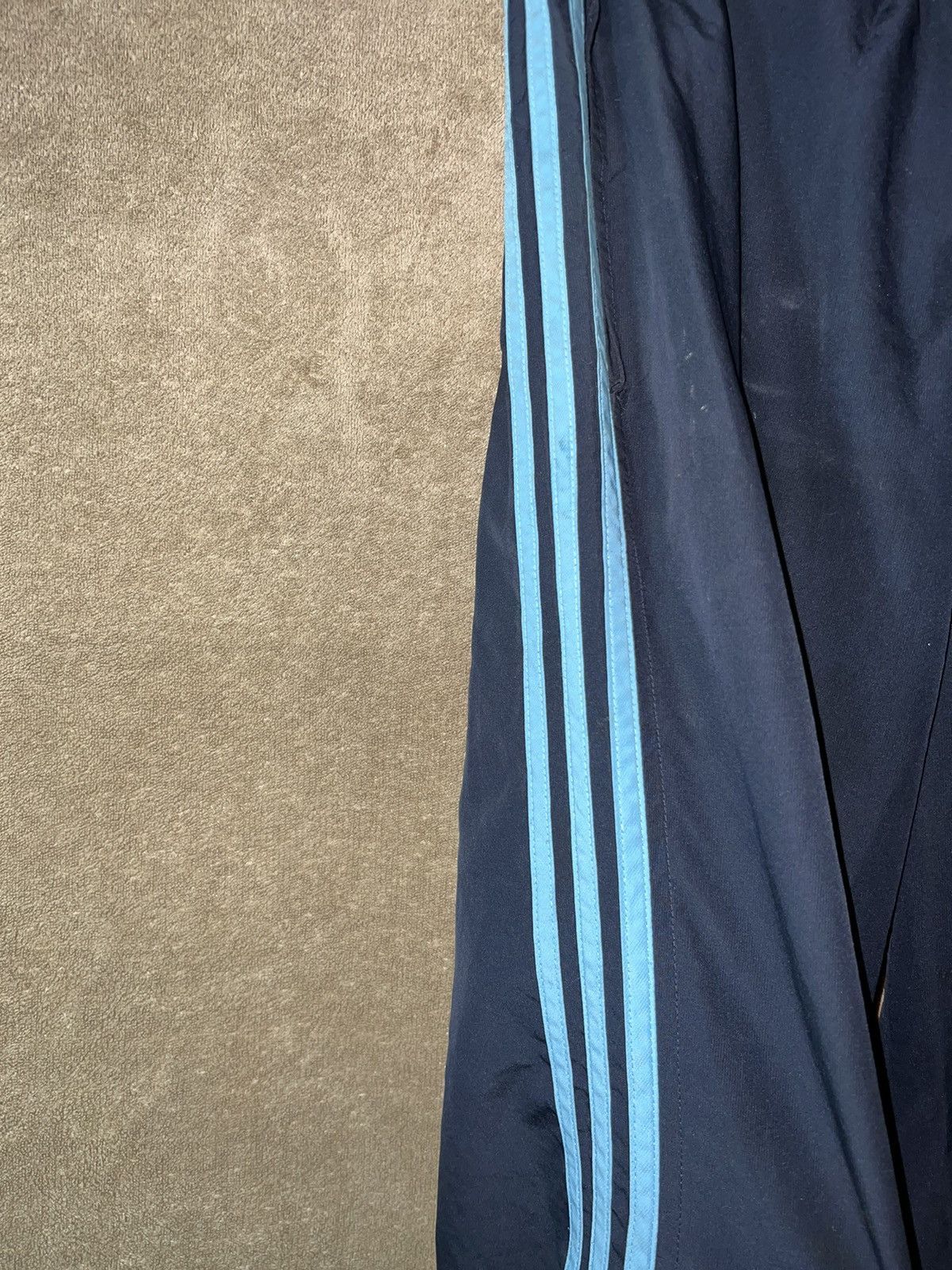 Adidas × Vintage Men’s Vintage Adidas Sweatpants Navy Blue Size S Size US 29 - 2 Thumbnail