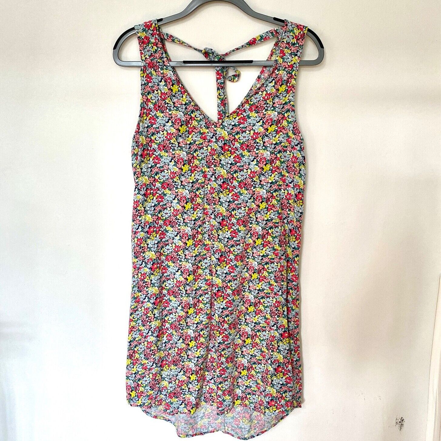Gap Gap Pink Multi Floral Sleeveless VNeck Shift Dress Tie Back Size XS / US 0-2 / IT 36-38 - 2 Thumbnail
