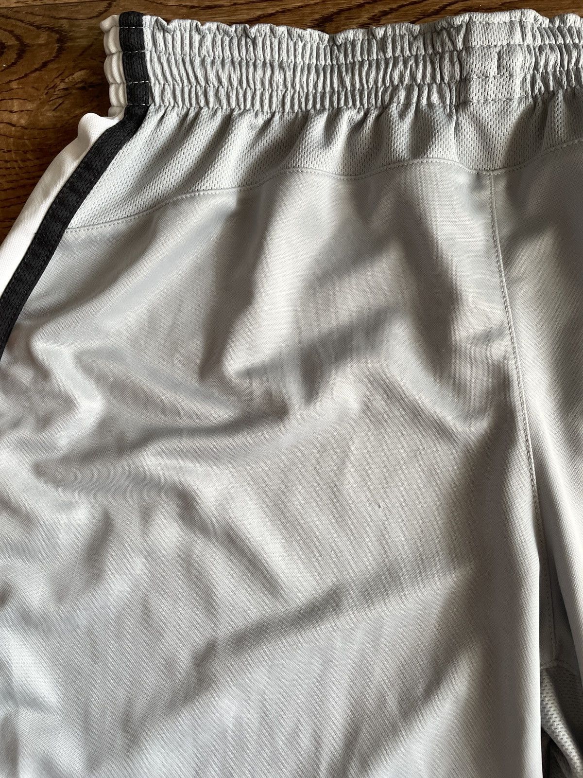 Nike × Vintage Vintage Nike Shorts Baggy Mini Swoosh Mens M Size Y2K 90s Size US 32 / EU 48 - 10 Thumbnail