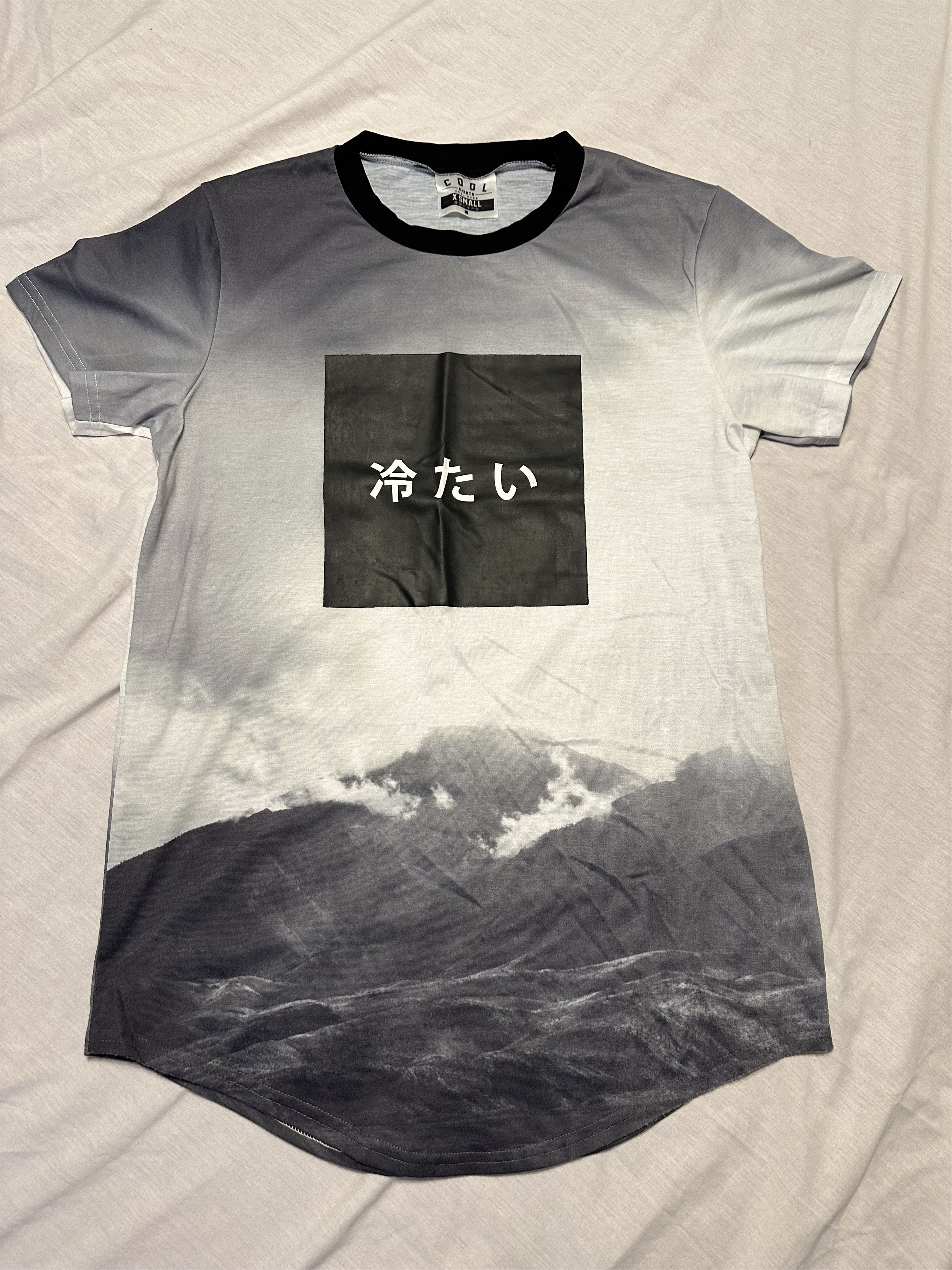 Cool Shirtz Very Cool Shirtz Mountain Tee Rare T Shirt Size XS Size US XS / EU 42 / 0 - 1 Thumbnail