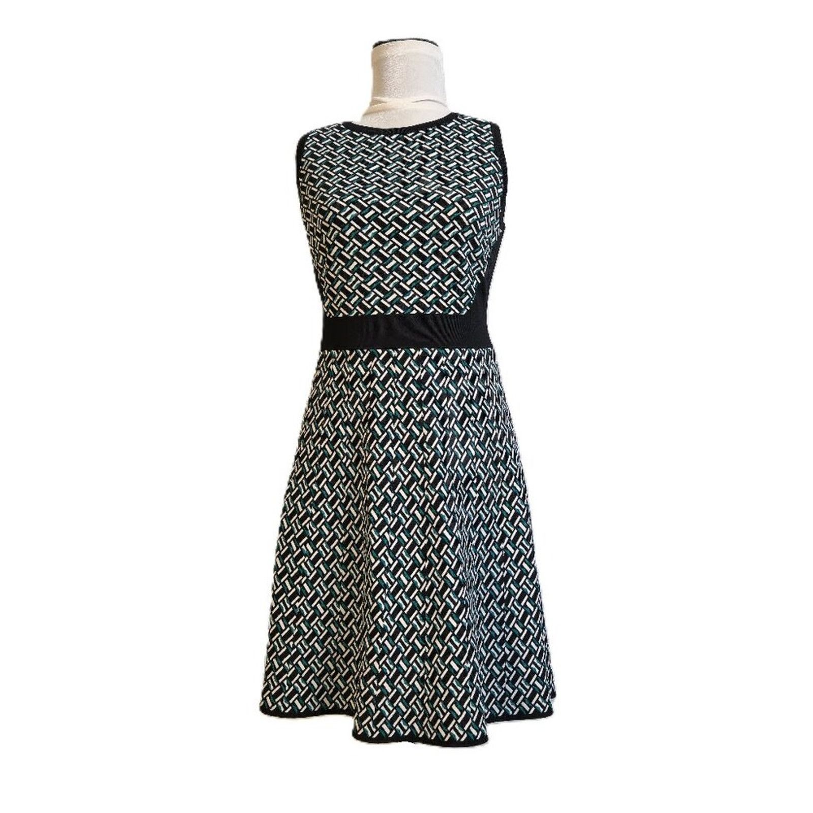 White House Black Market White House Black Market Size Small Dress Black & Emerald Size S / US 4 / IT 40 - 1 Thumbnail