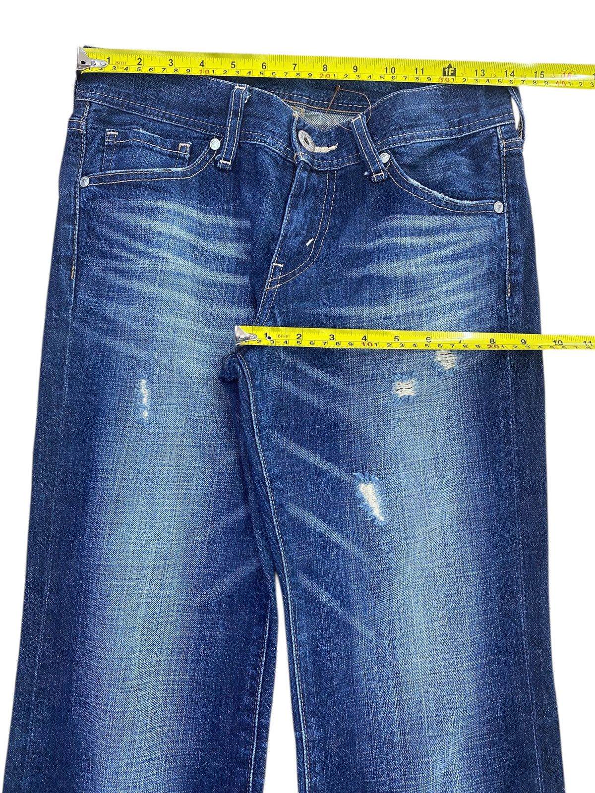 Levi's Levi’s Whiskers Faded Wash Style Flare Jeans Size US 28 / EU 44 - 5 Thumbnail