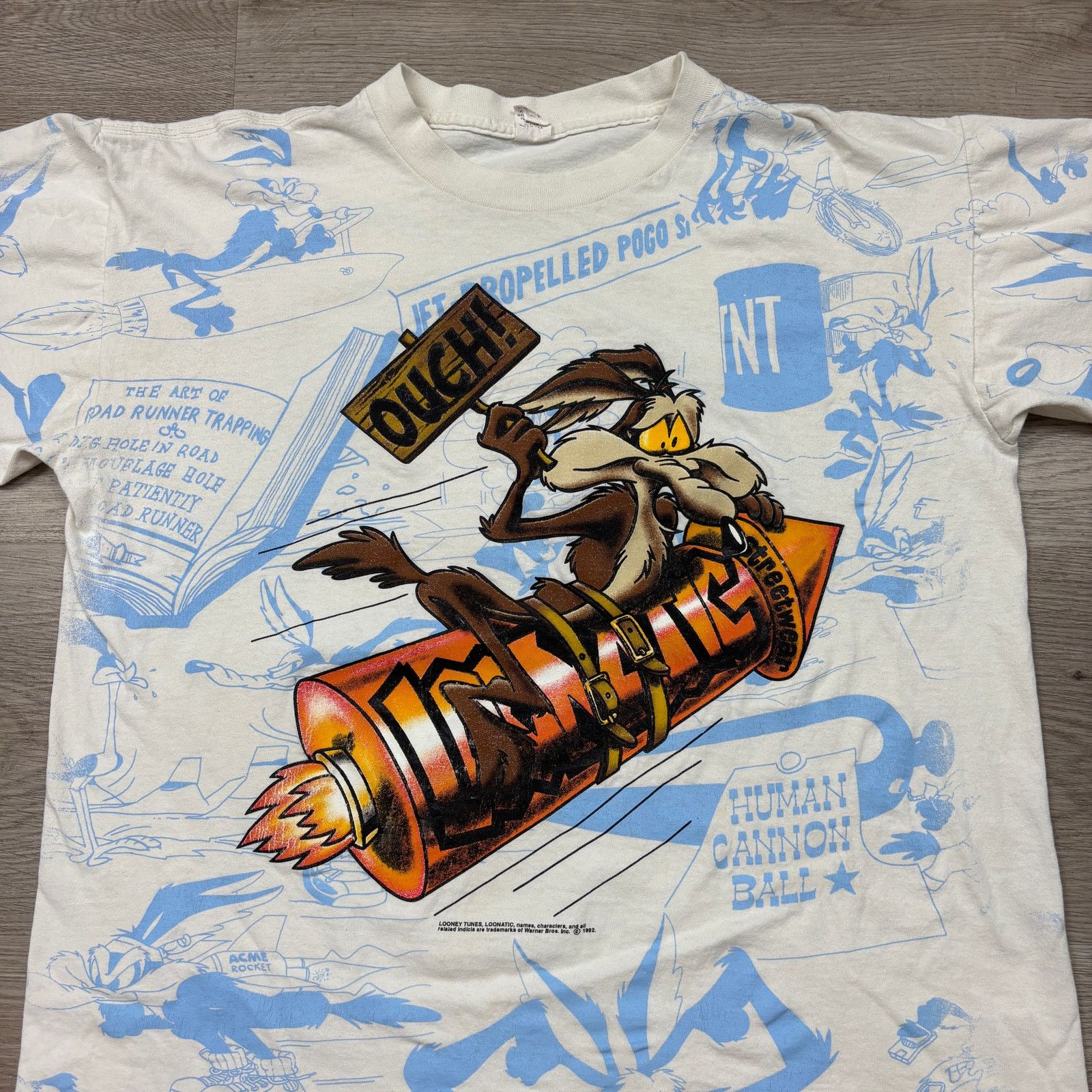 Vintage × Warner Bros Rare VTG 90s Looney Tunes Wile E Coyote AOP Shirt Men's XL Size US XL / EU 56 / 4 - 2 Thumbnail