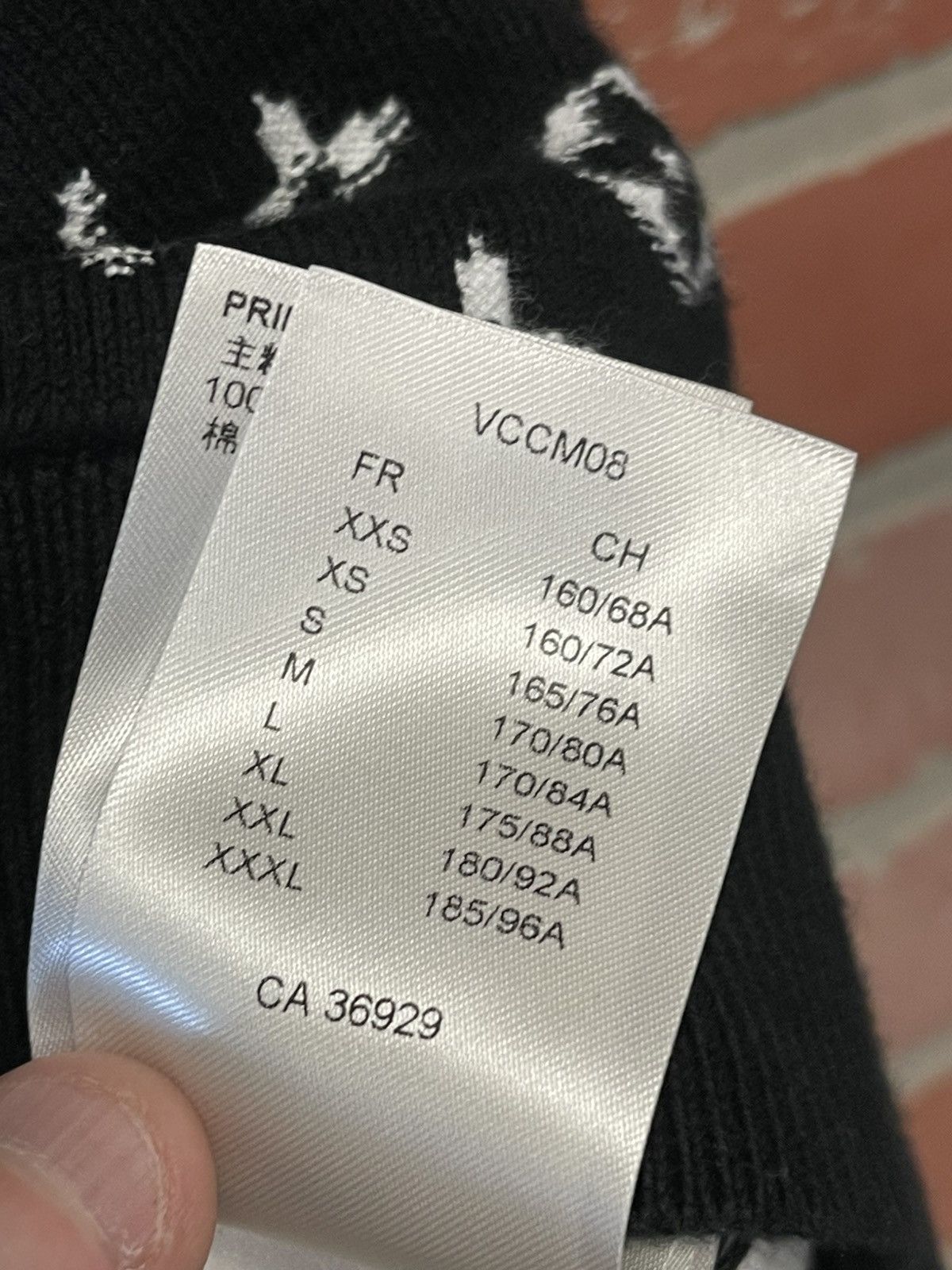Louis Vuitton Size M - Louis Vuitton Monogram Gradient Hoodie Size US M / EU 48-50 / 2 - 12 Thumbnail