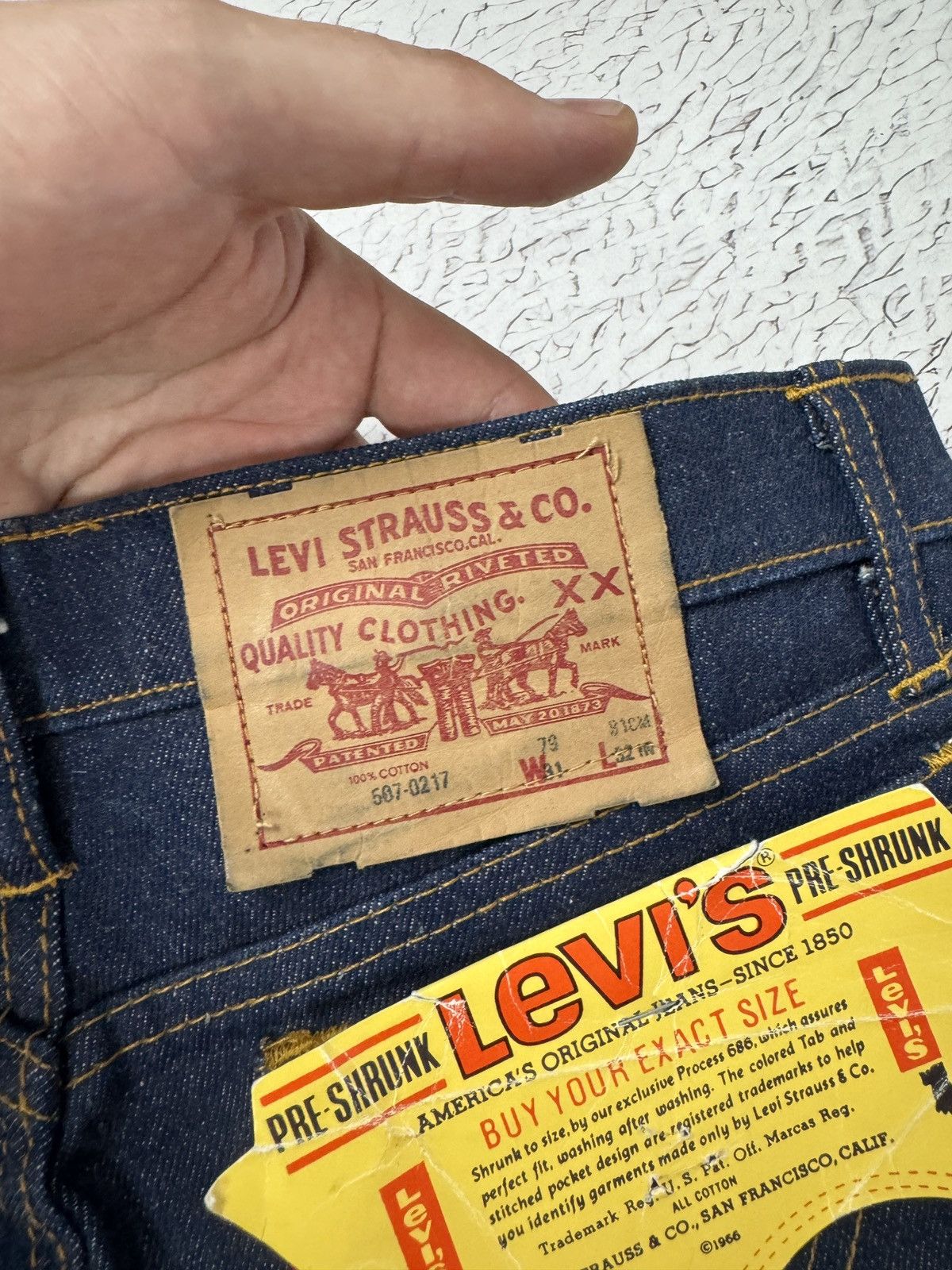 Levi's Levi’s vintage indigo blue straight denim jeans pants Size US 31 - 17 Thumbnail