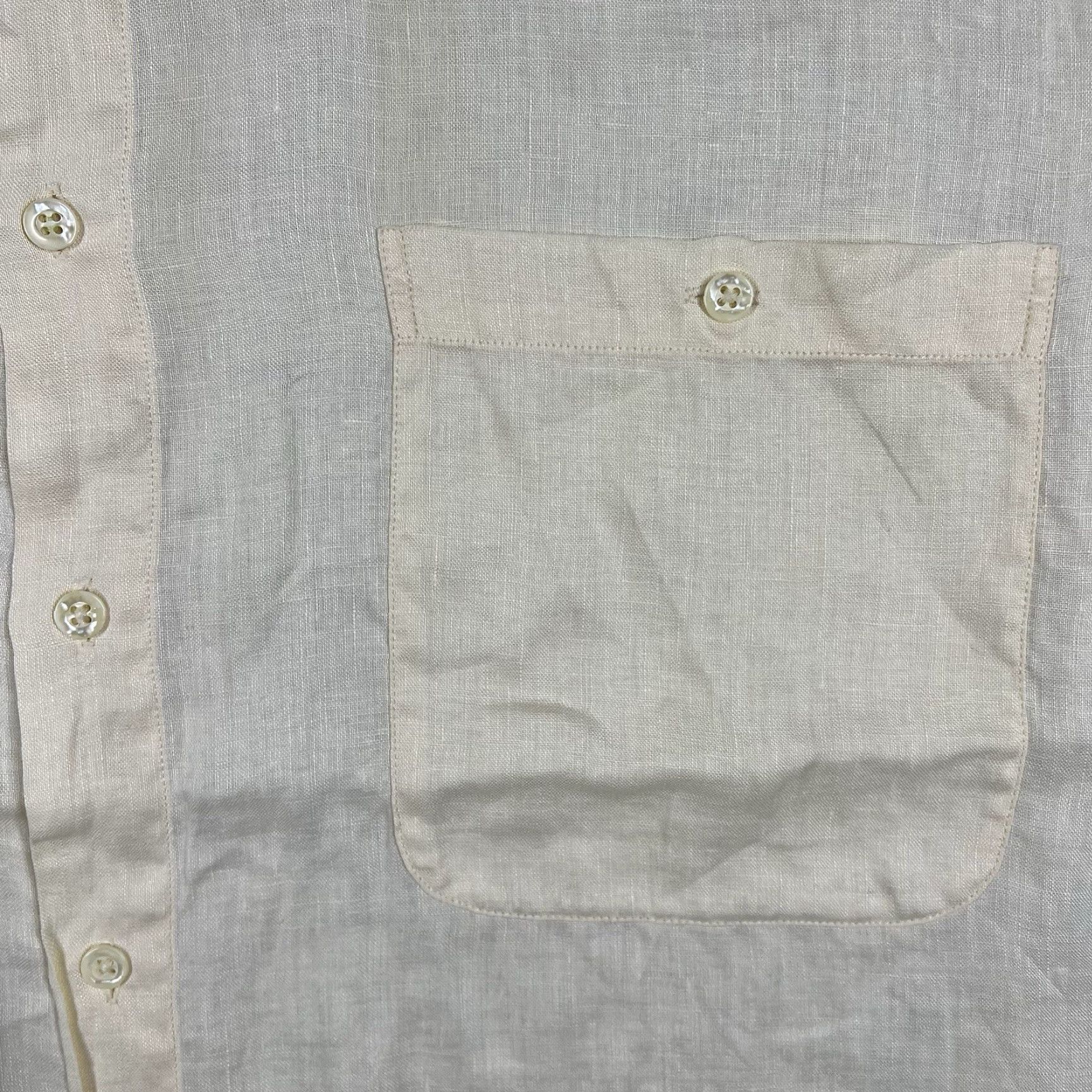 Saks Fifth Avenue VINTAGE Saks Fifth Avenue Button-Up Shirt Men’s Large Beige 100% Linen Short Sleeve Mens Regular L Beige 90s Size US L / EU 52-54 / 3 - 6 Thumbnail