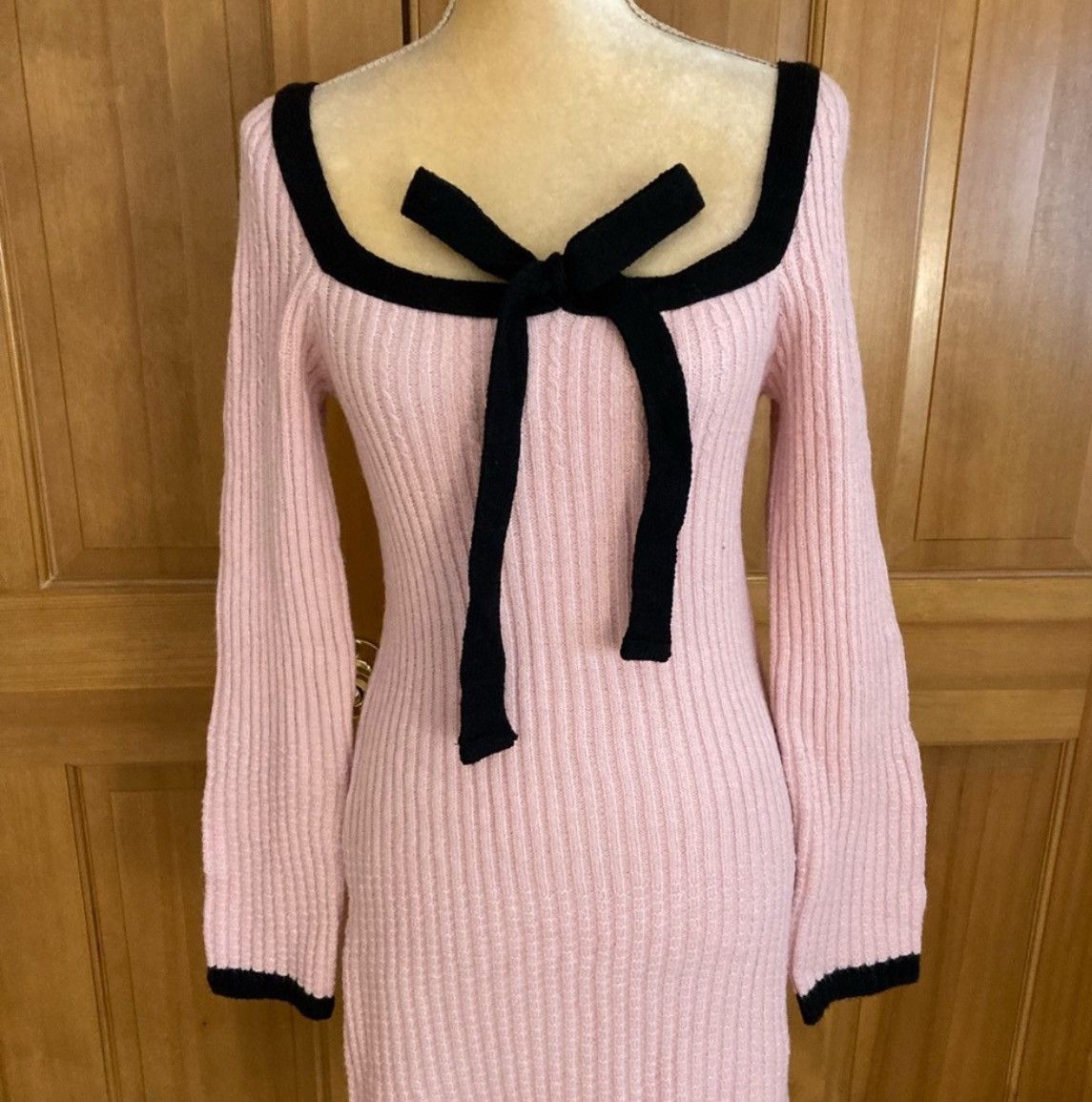 Designer × Other NWT, Lavishly Paris Elegant Pink Sweater Dress. Size Medium Size M / US 6-8 / IT 42-44 - 2 Thumbnail