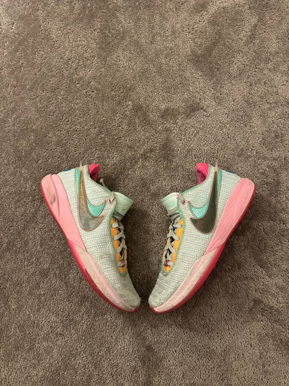 image of 10 Men -Nike Lebron 20 Time Machine Barely Basketball Shoes in Pink