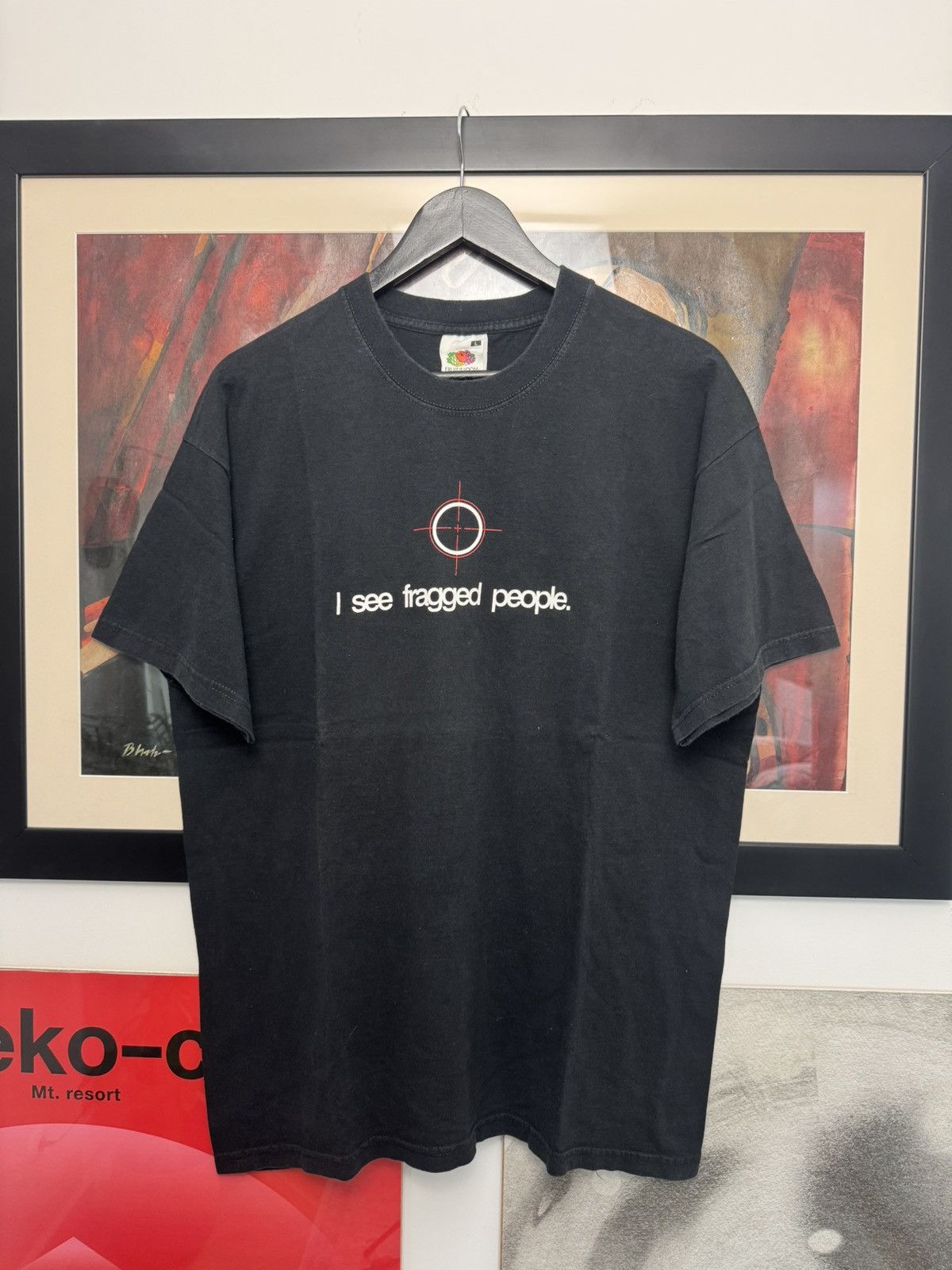 Vintage Vintage Avant Garde I see Fragged People Sniper Print Tee Size US L / EU 52-54 / 3 - 1 Thumbnail