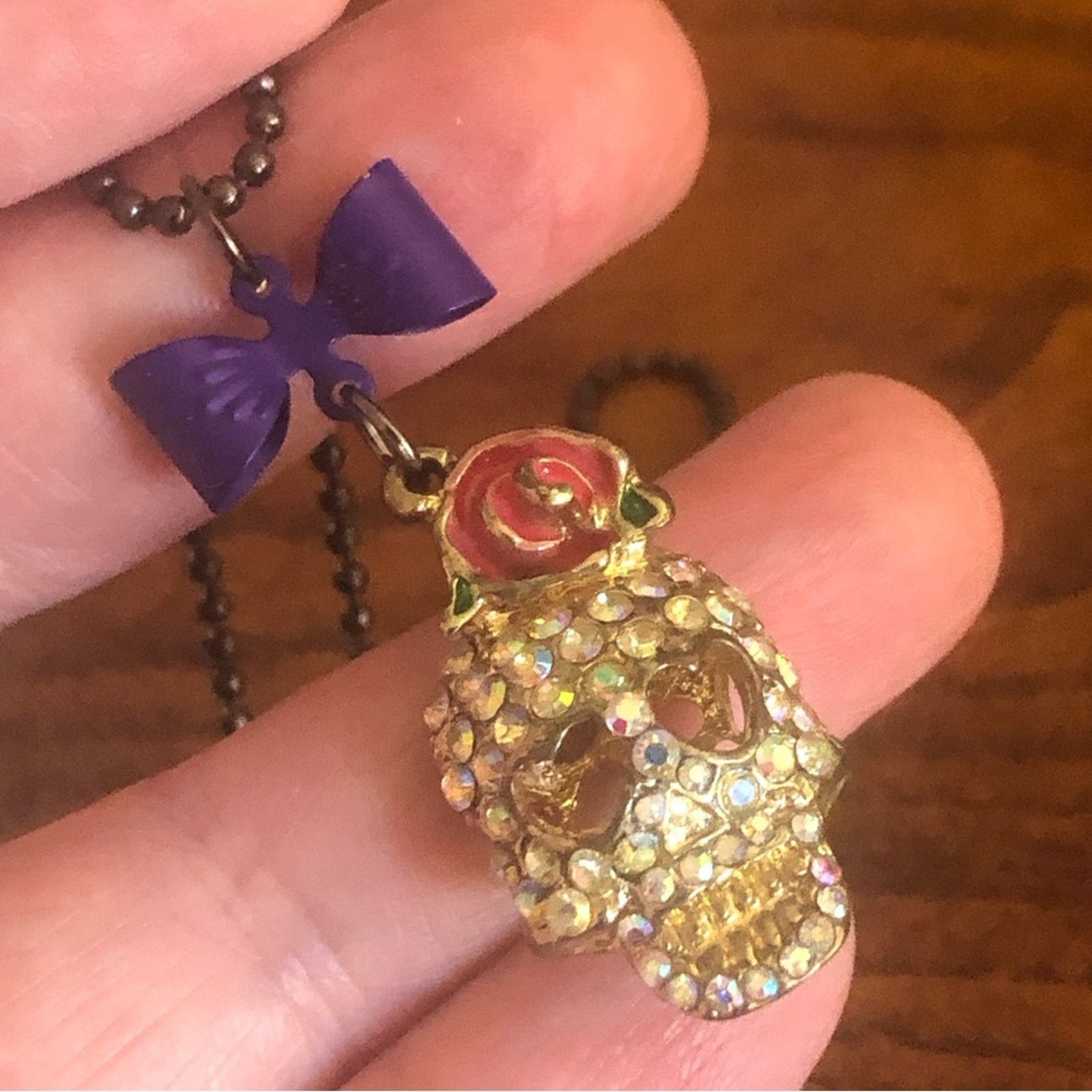 Jewelry Aurora borealis hollow skull pendant on chain necklace Size ONE SIZE - 2 Thumbnail