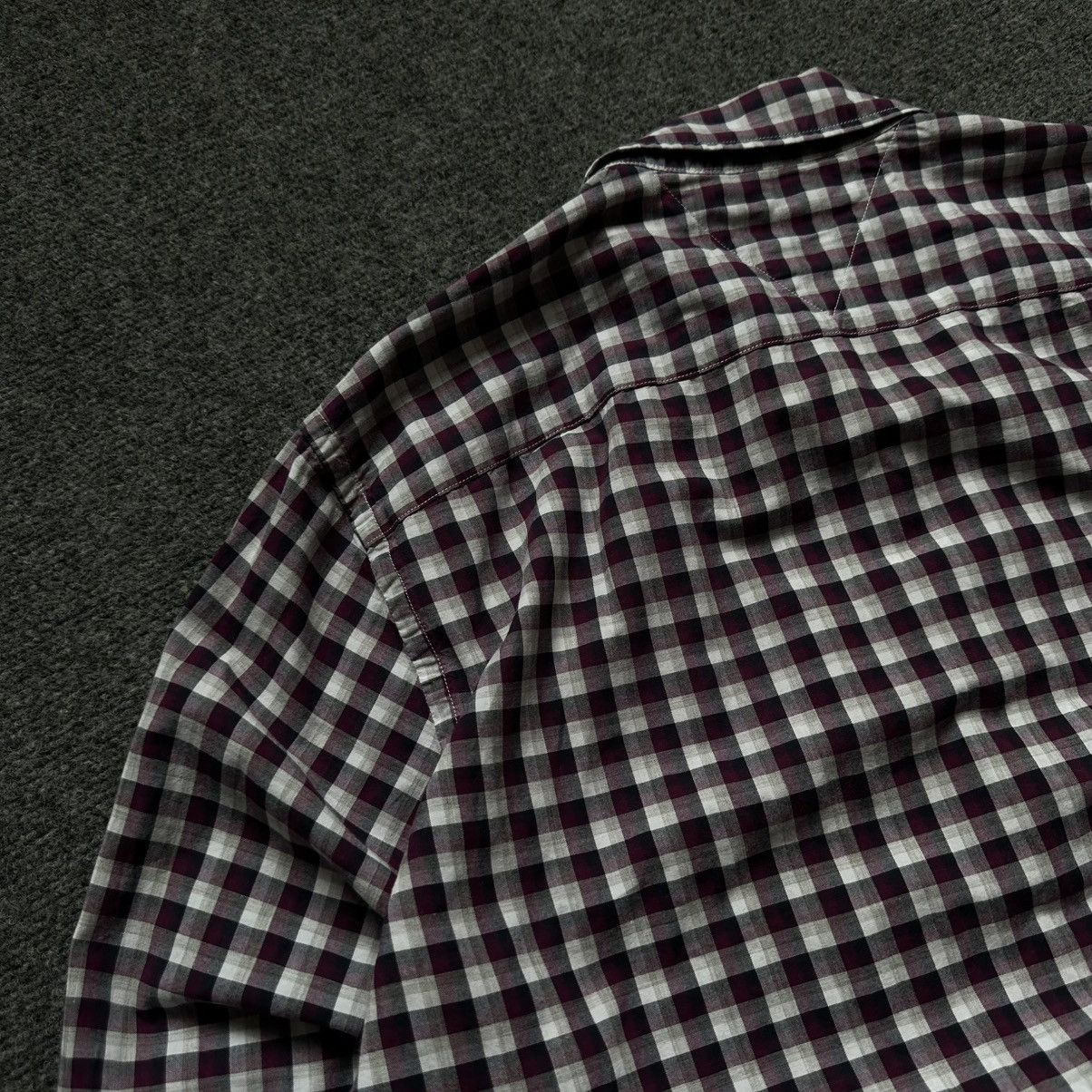Tommy Hilfiger Luxury Tommy Hilfiger Checked Shirt Button Up Size L Regular Size US L / EU 52-54 / 3 - 18 Thumbnail