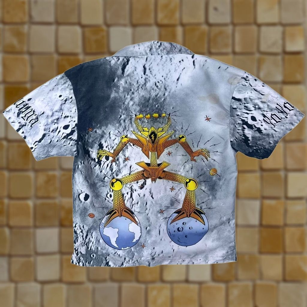 Vintage Dognose Gothic Y2K Anime Manga Graphic Grey Short Sleeve Shirt S Men Casual 164 Vintage? (If vintage not specified) Size US S / EU 44-46 / 1 - 1 Thumbnail