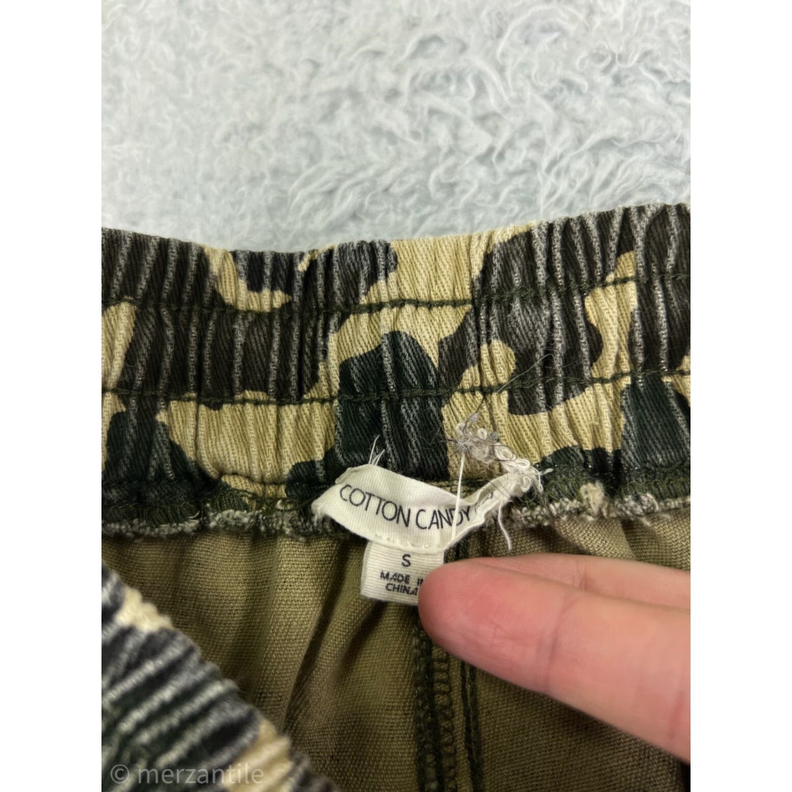 Vintage Cotton Candy Womens Jeans Camouflage 5-Pocket Denim Cotton Blend Cargo Folded Rise High Inseam 25 in Green Small S Womens Jeans Size 28" / US 6 / IT 42 - 3 Thumbnail