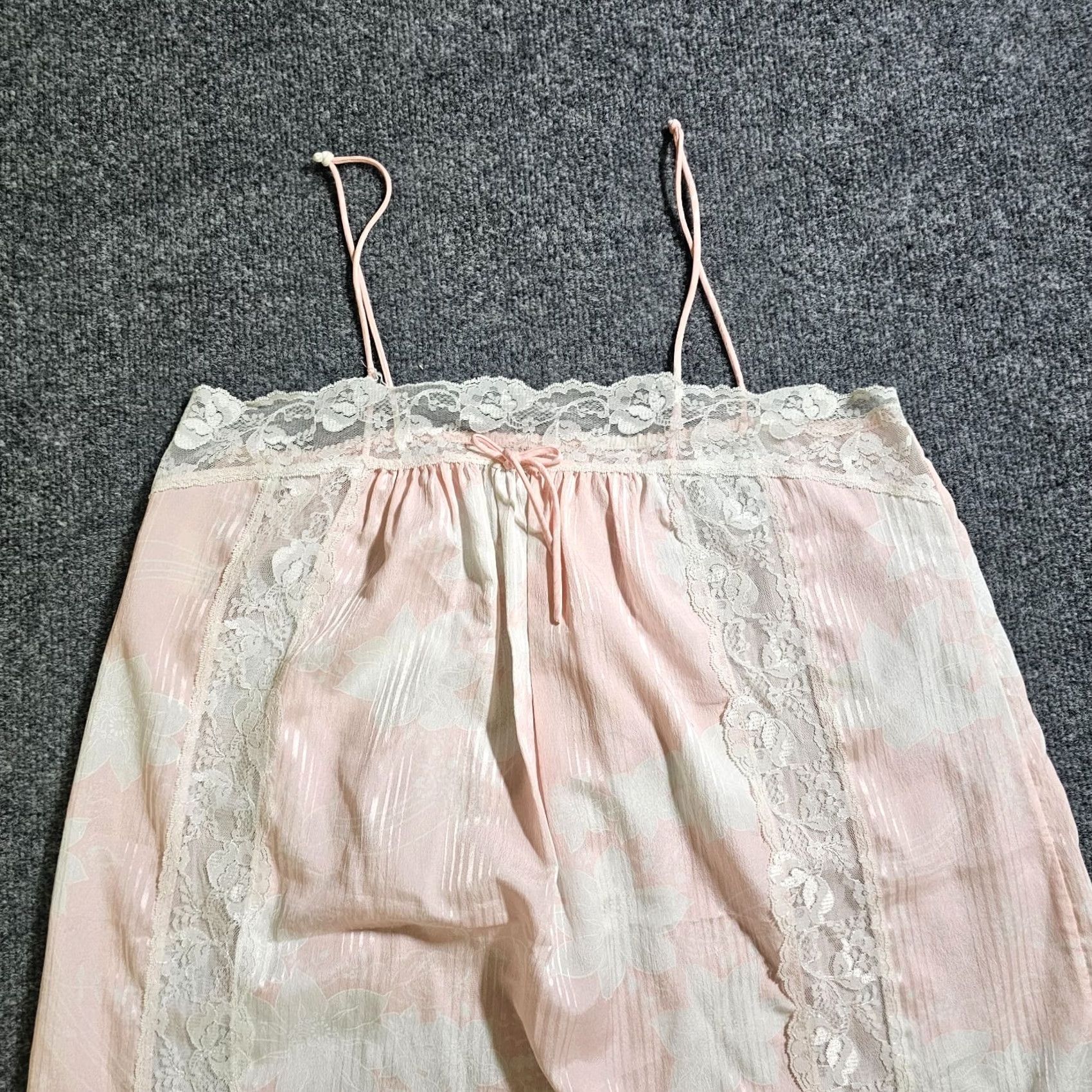 Pinko VINTAGE Gilligan & O'Malley Nightgown Womens Medium Pink Lace Chemise Size ONE SIZE - 2 Thumbnail