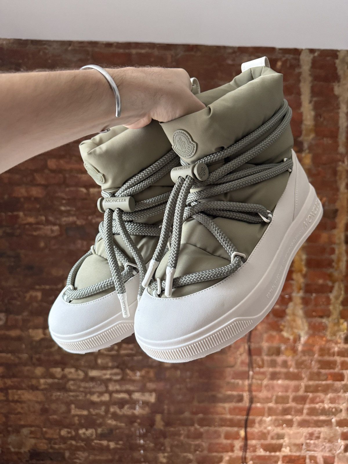 Pre-owned Moncler Studio Ascenti Megalace Puffer Boots In Green